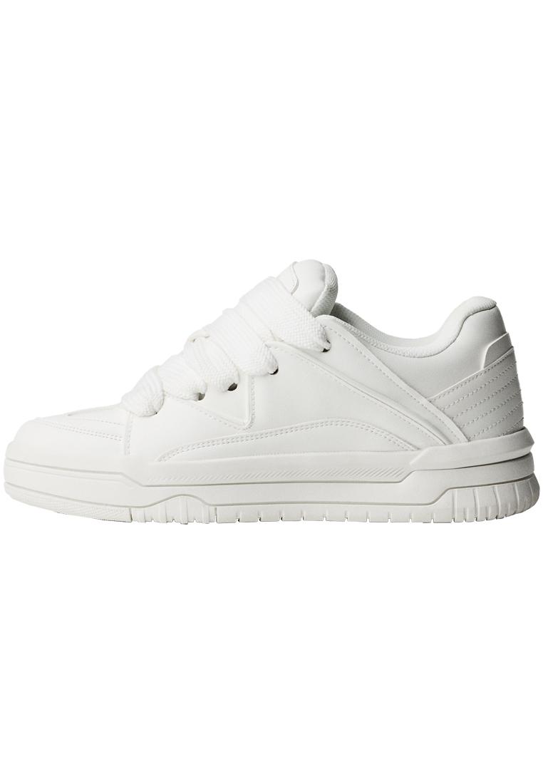 Classic skate trainers — WHITE