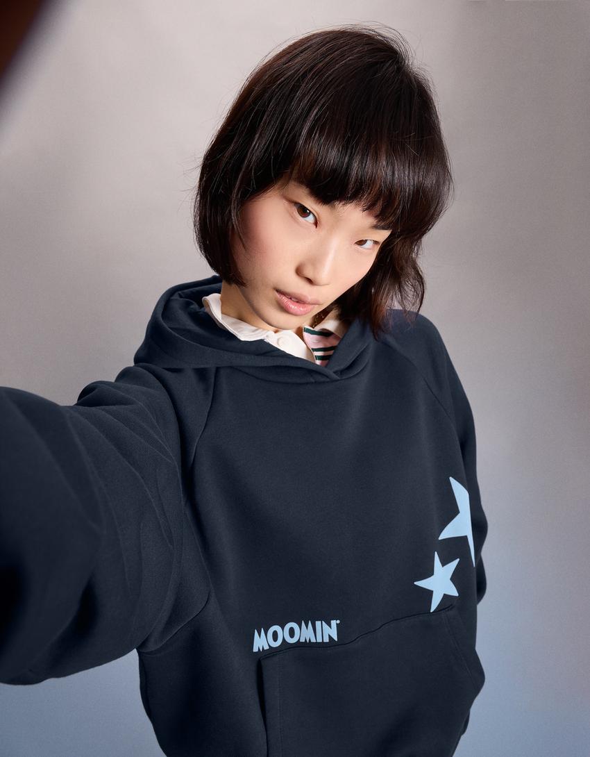 Bluza Moomin z kapturem i nadrukiem-Granatowy