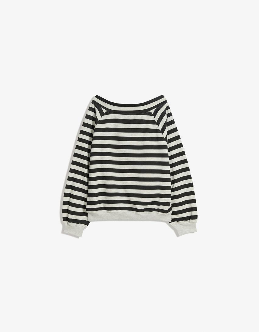 Camisola decote barco com estampado-Cinza