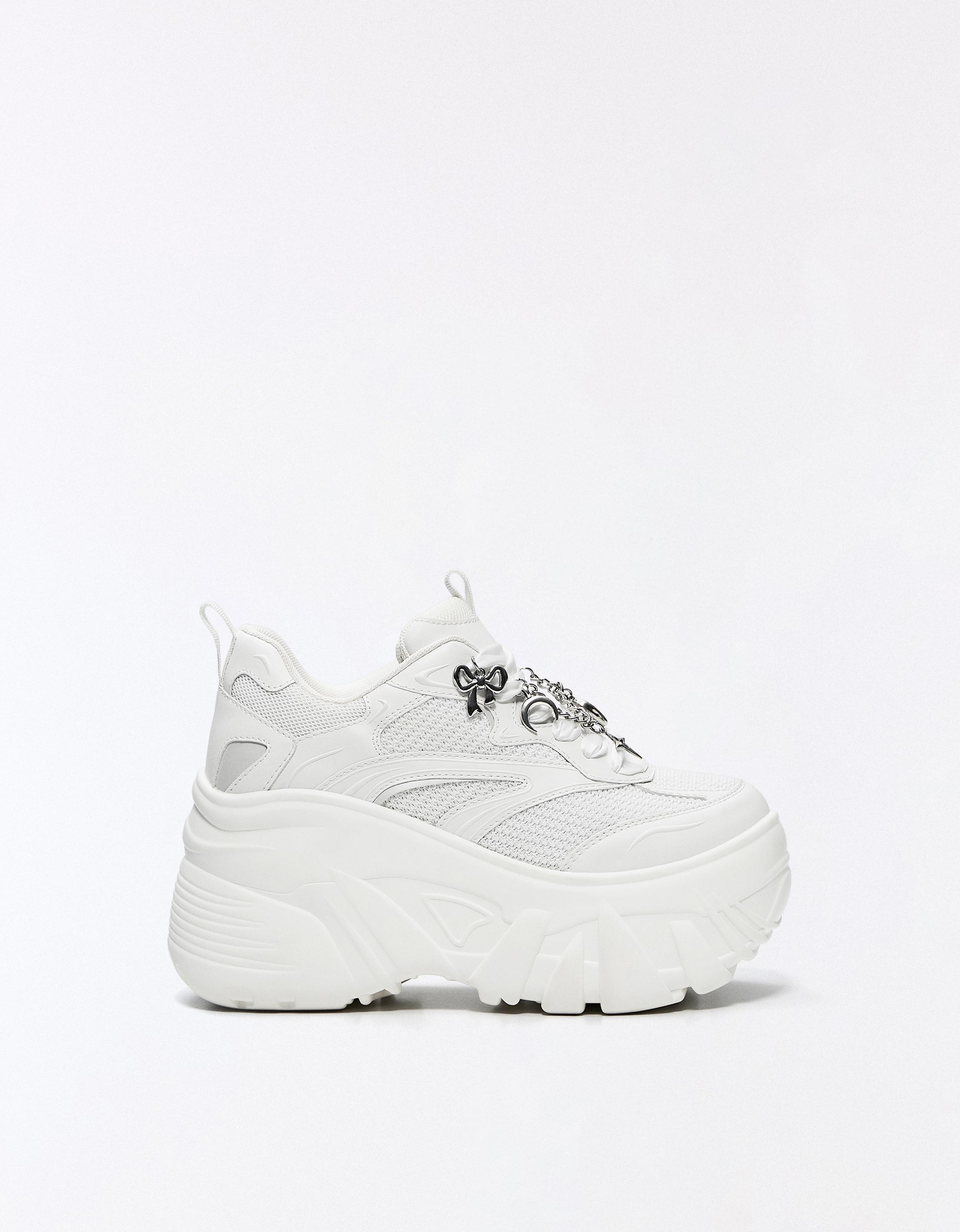 XL platform trainers with charms — WHITE
