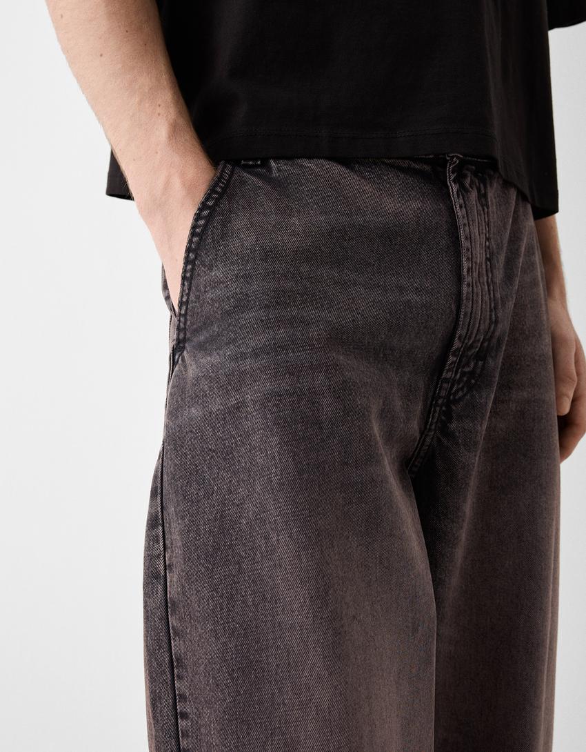 Jeans skater fit efeito lavado-Marrom-5