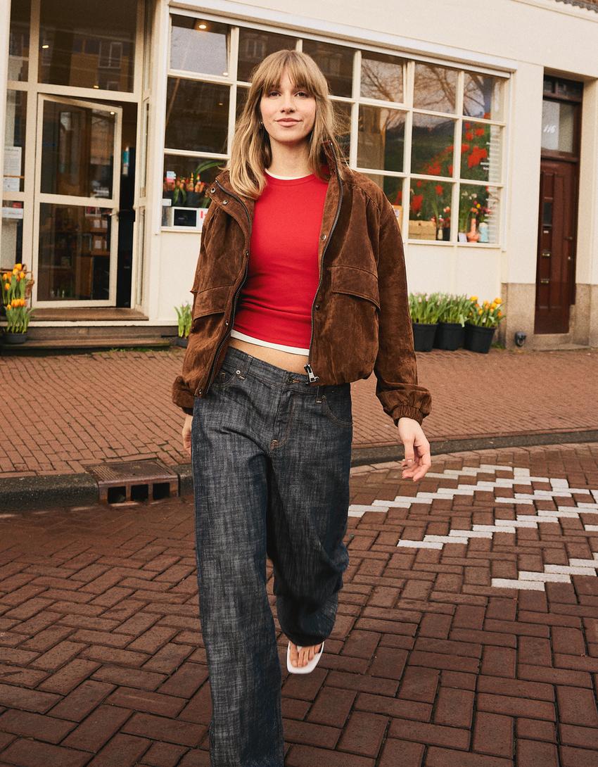 Low-rise textured boyfriend jeans-Blue