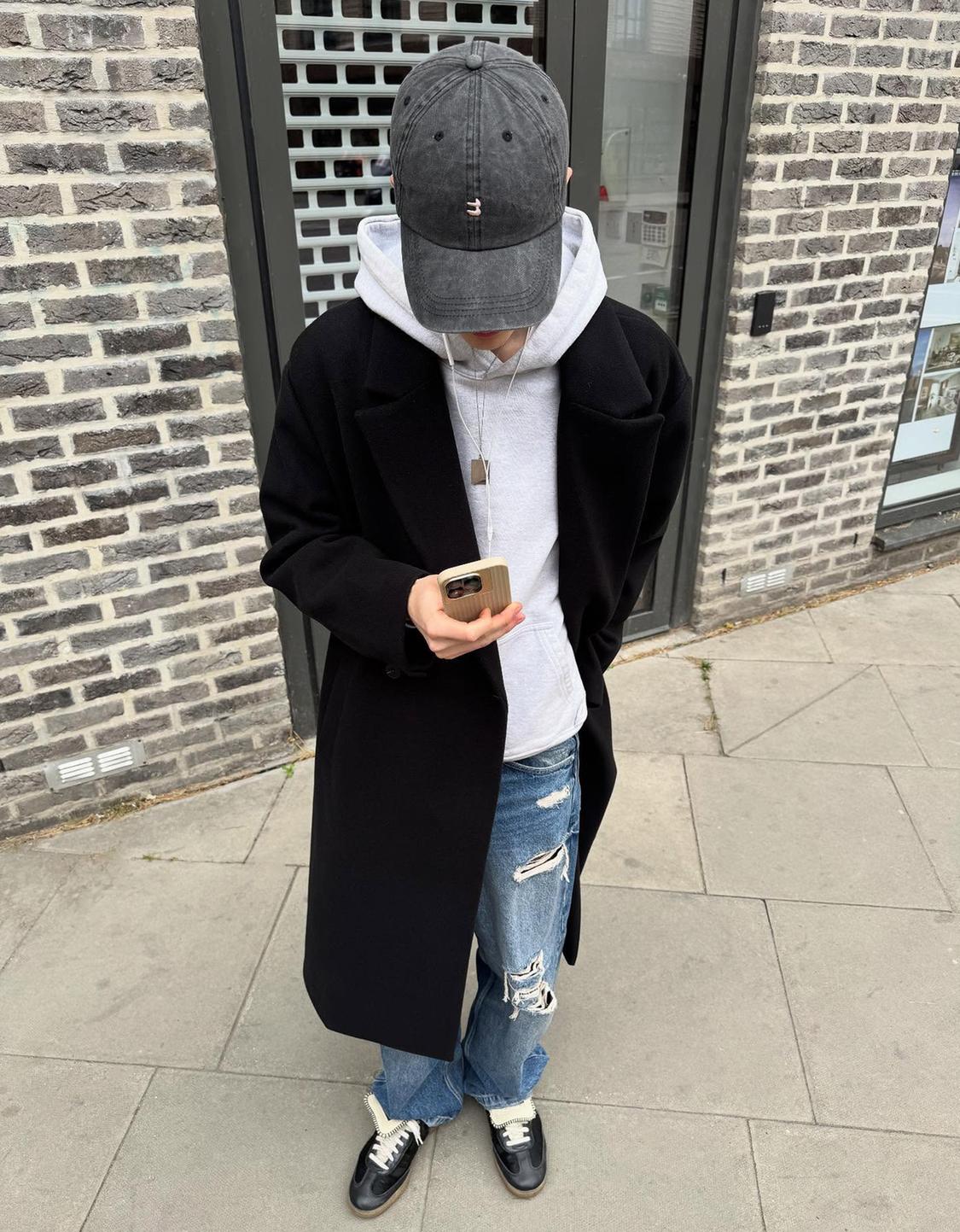 Embroidered cap