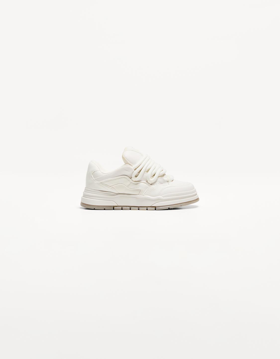 Chunky skater trainers