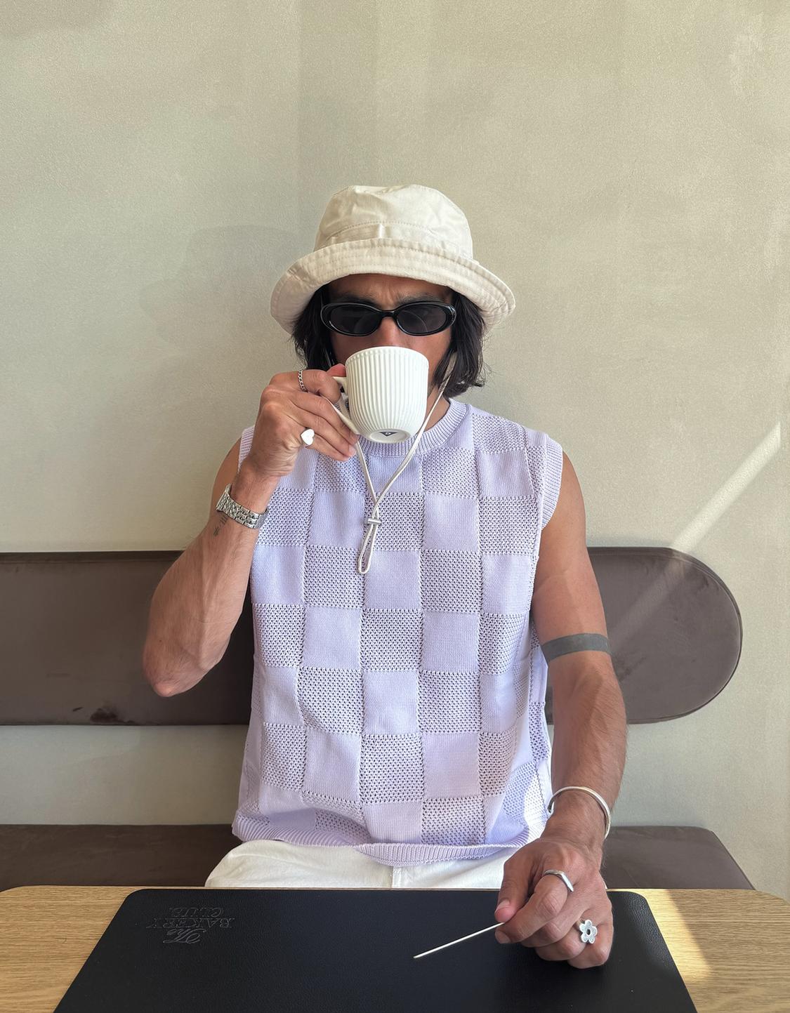Faded-effect bucket hat