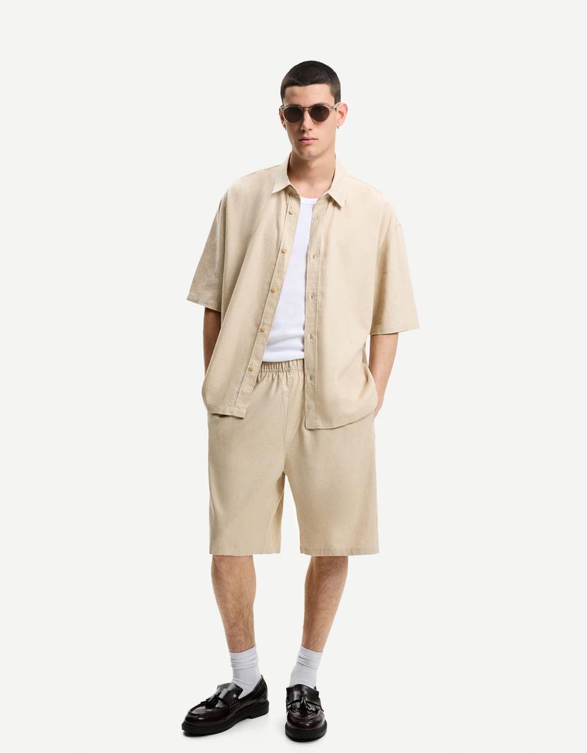 Set aus Shirt und Bermudashorts-Set aus Shirt und Bermudashorts