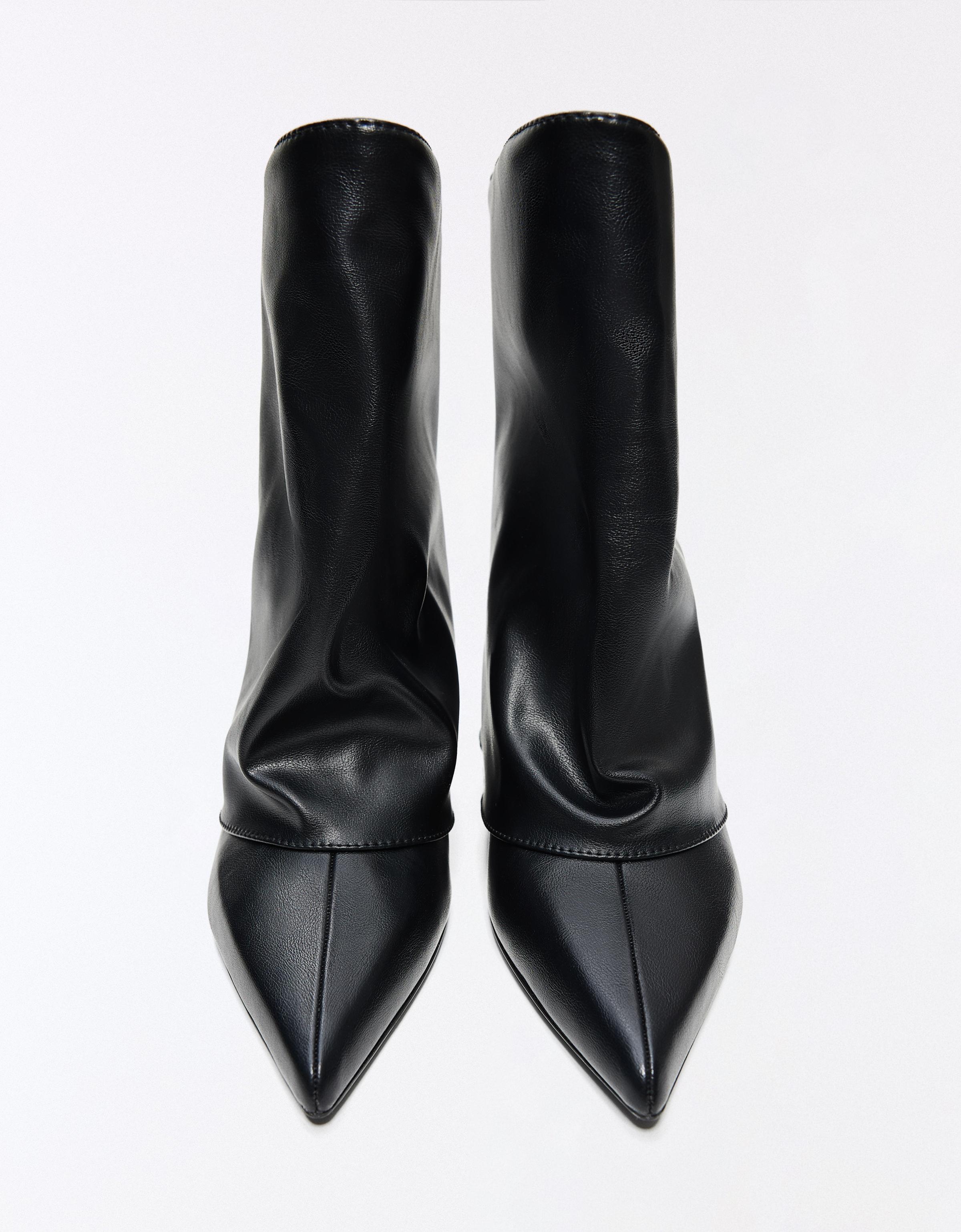 Trouser ankle boots — BLACK