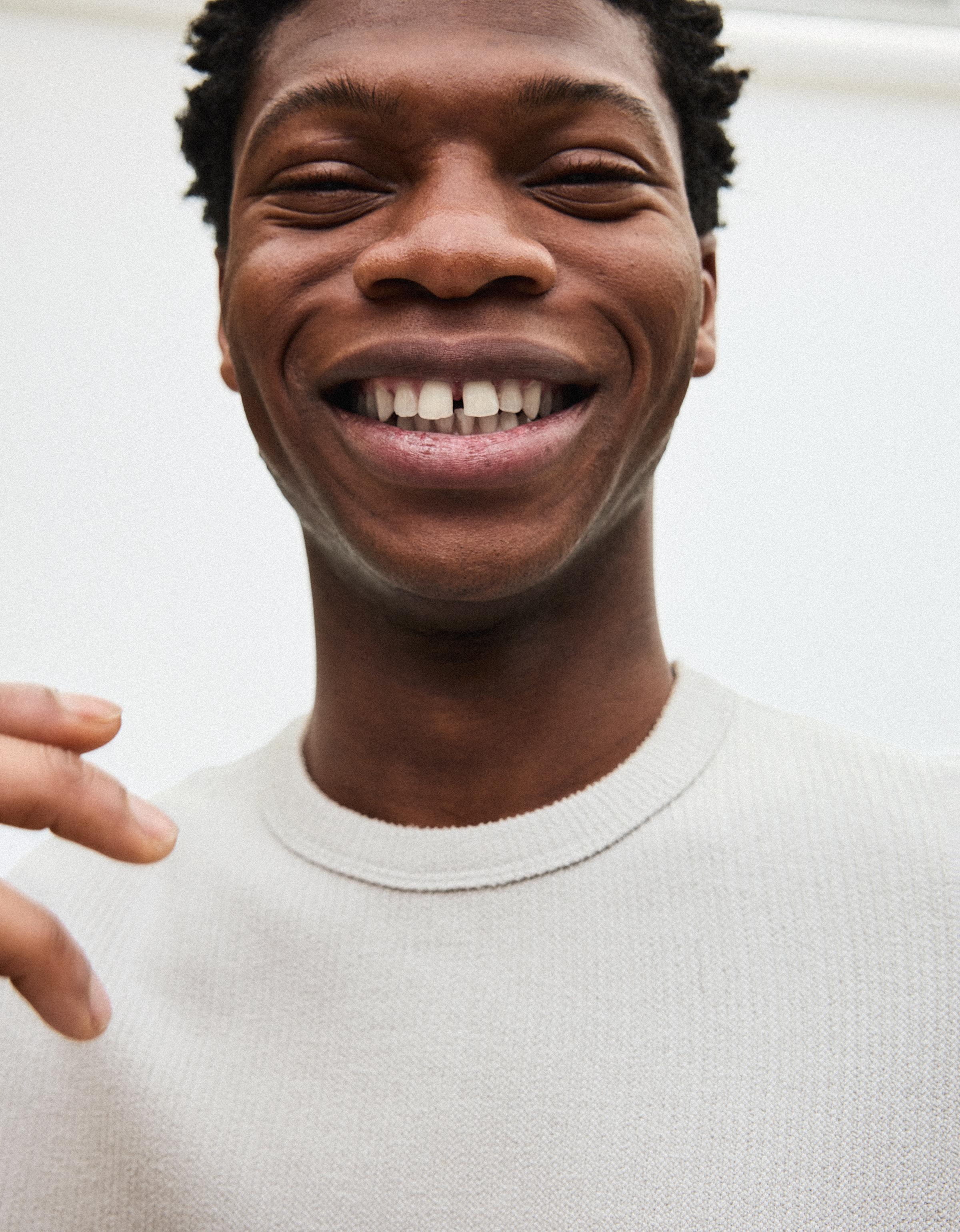 Kısa kollu dokulu tişört - Görsel 55