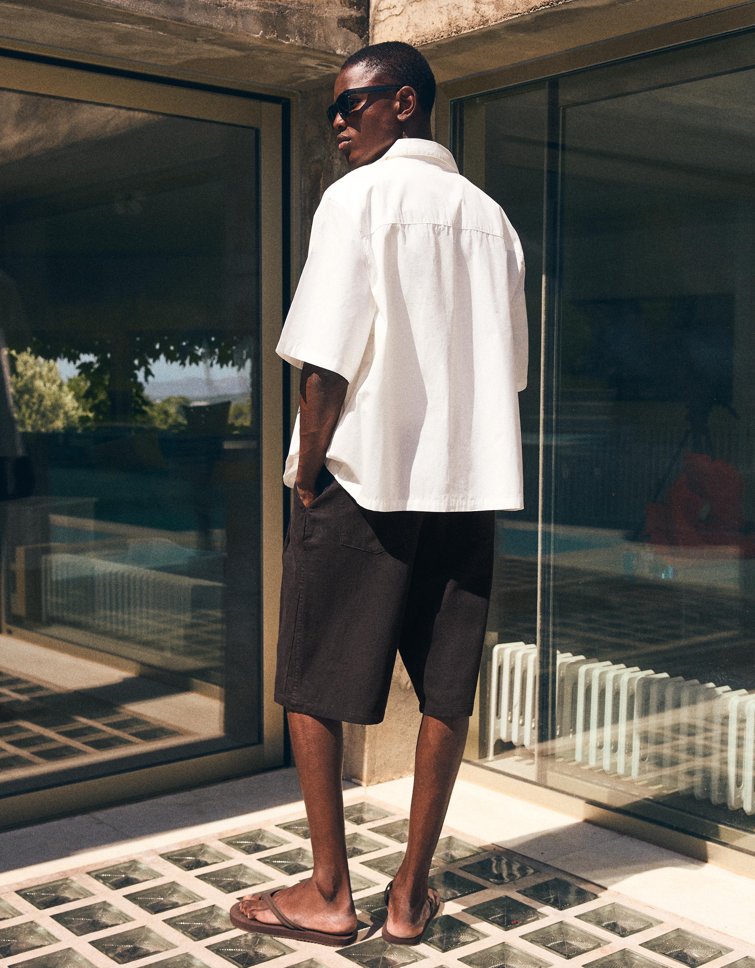 Super baggy linen Bermuda shorts — Black