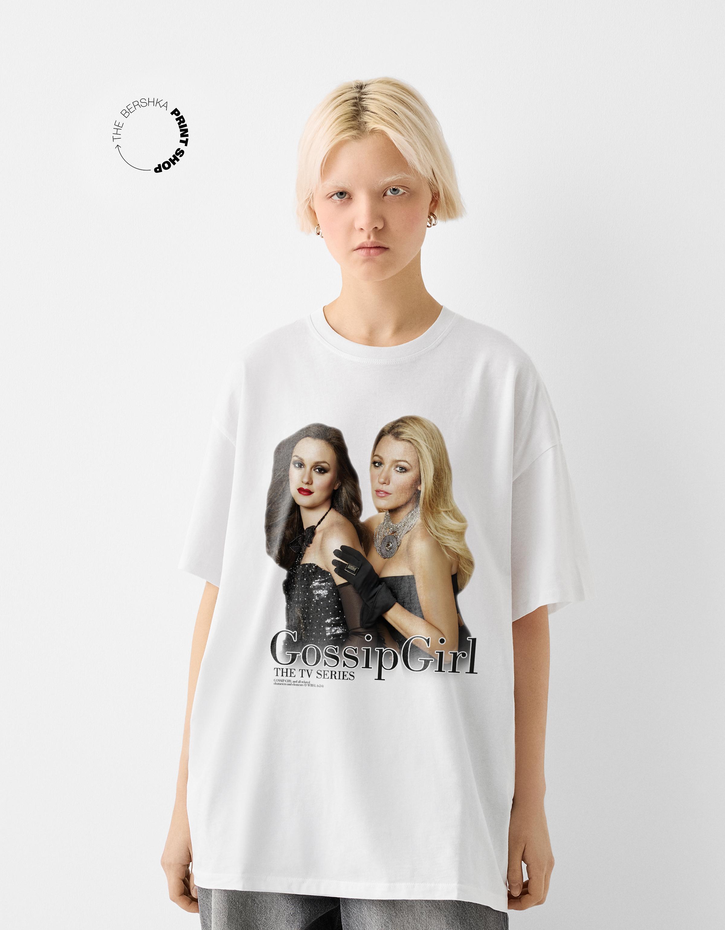 Bershka T-Shirt Gossip Girl Mit Kurzen Ärmeln Damen Xs Grbrochenes Weiss