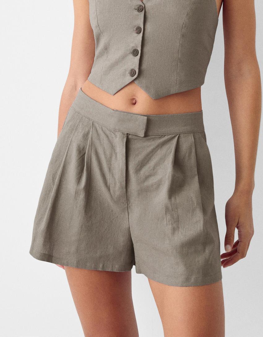 شورت برمودا كتان بثنيات-كاكي-3