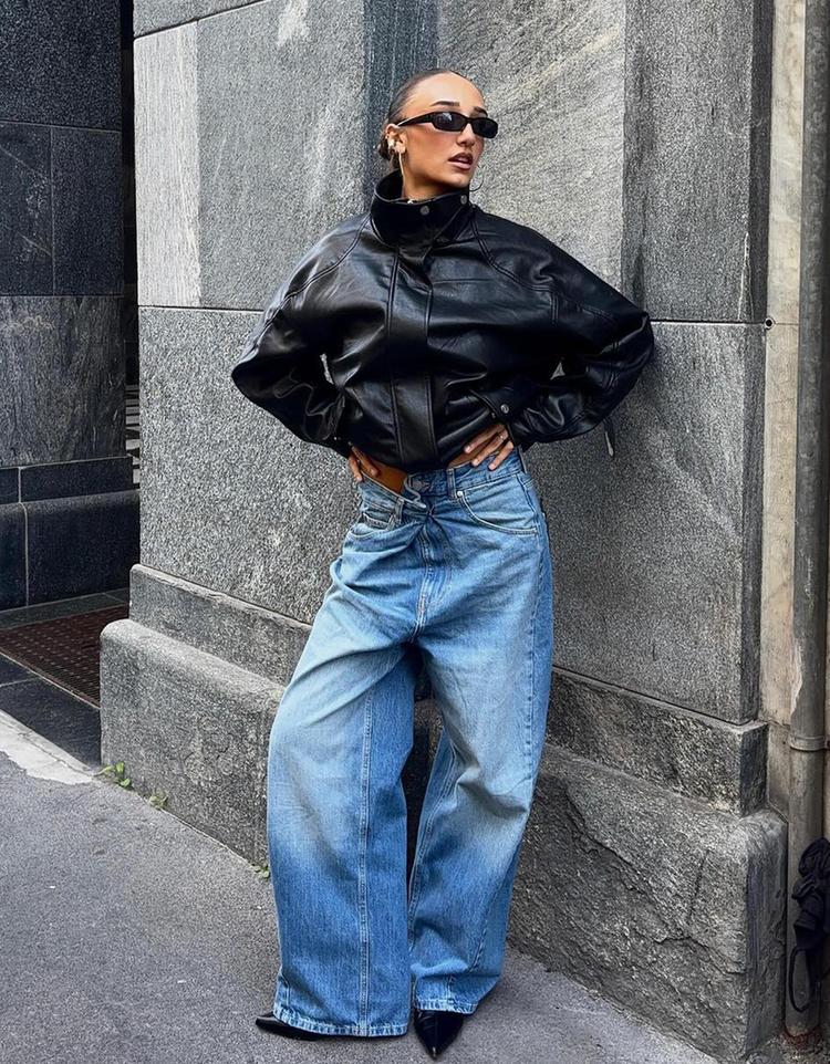 Jeans wide leg cintura cruzada