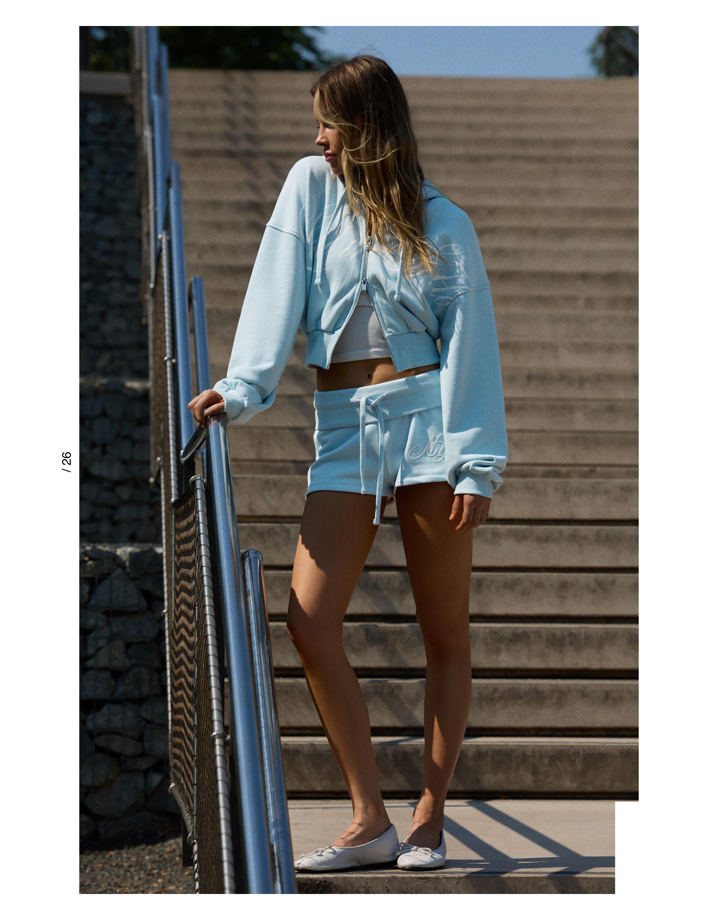 Plush shorts with turn-up waist — Light blue