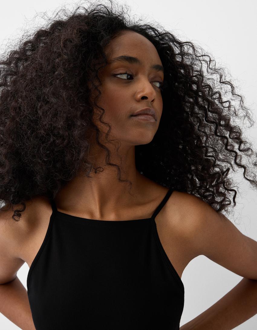 Къса рокля с халтер деколте-Черно-5