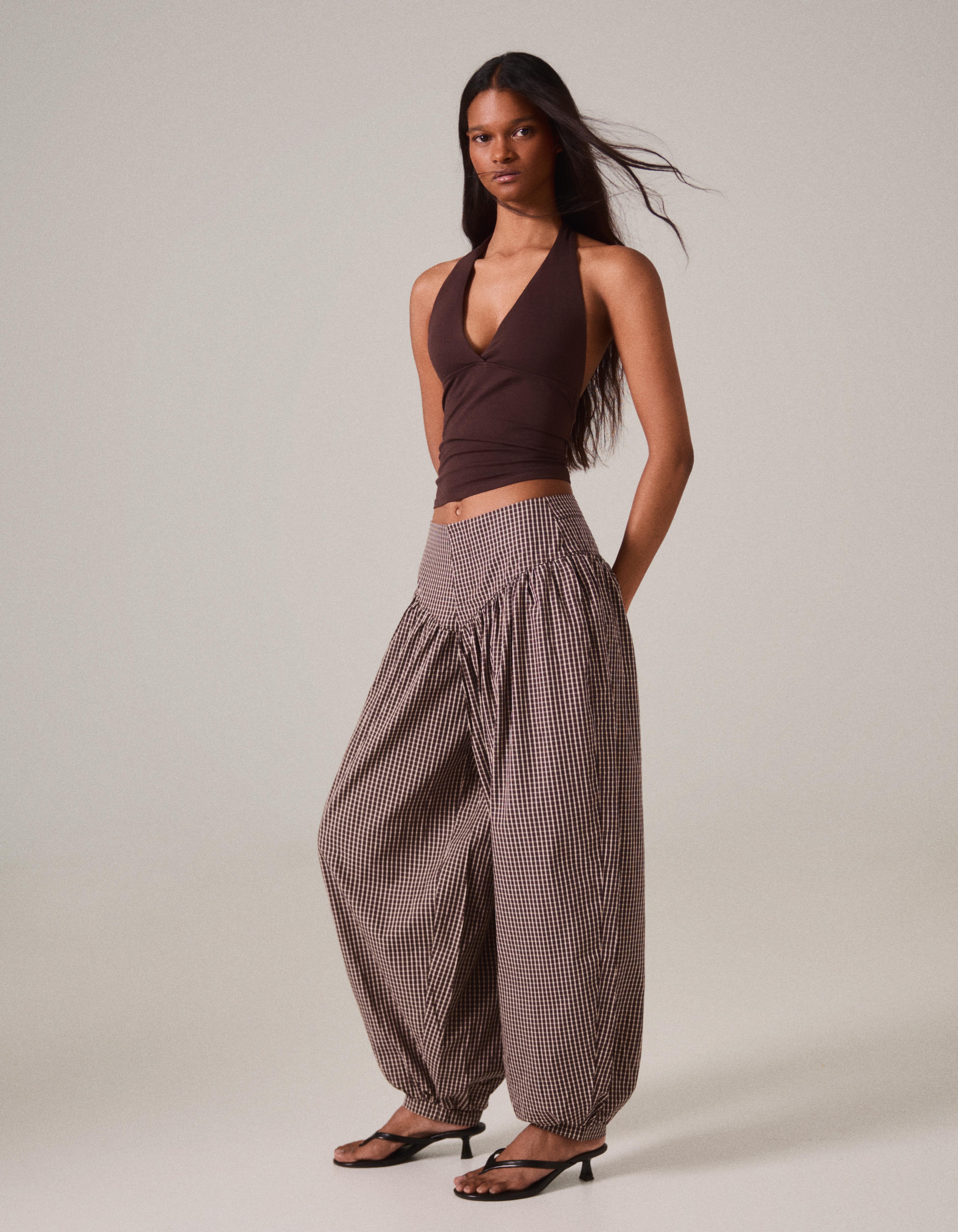 Bershka Pantalón Bombacho Cintura Fruncida Mujer Granate