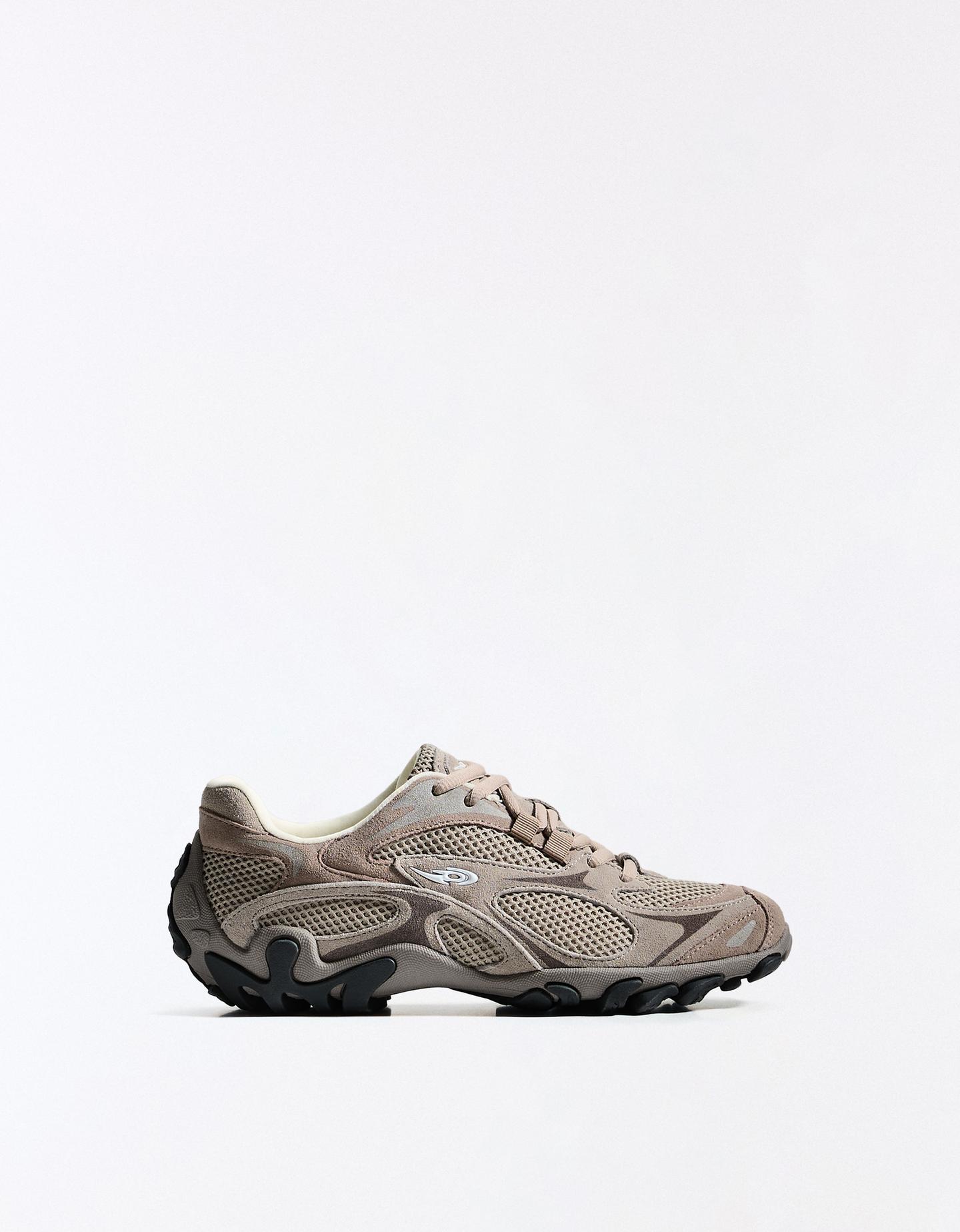 Bershka buty sportowe out of core piaskowy