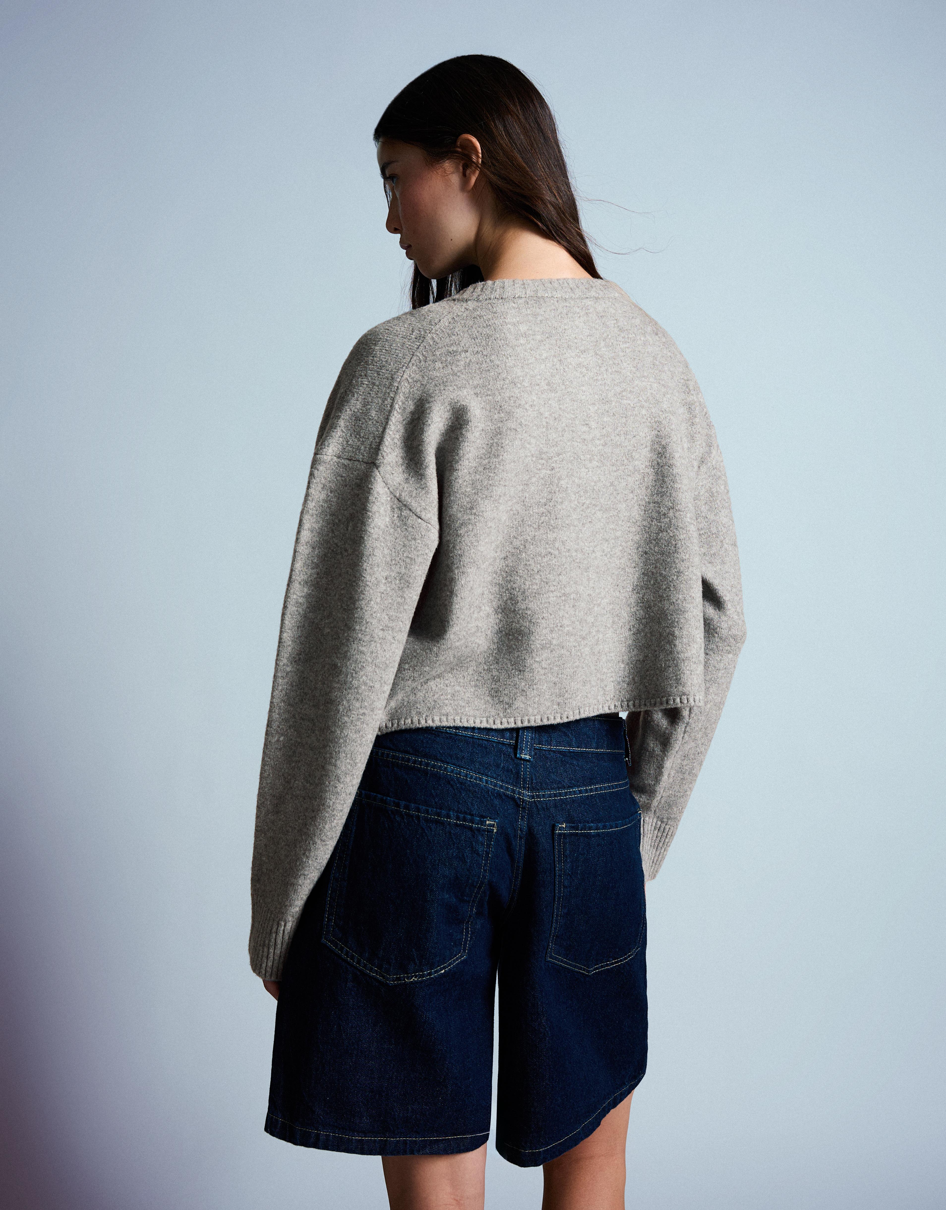 Soft touch round neck jacket — Grey