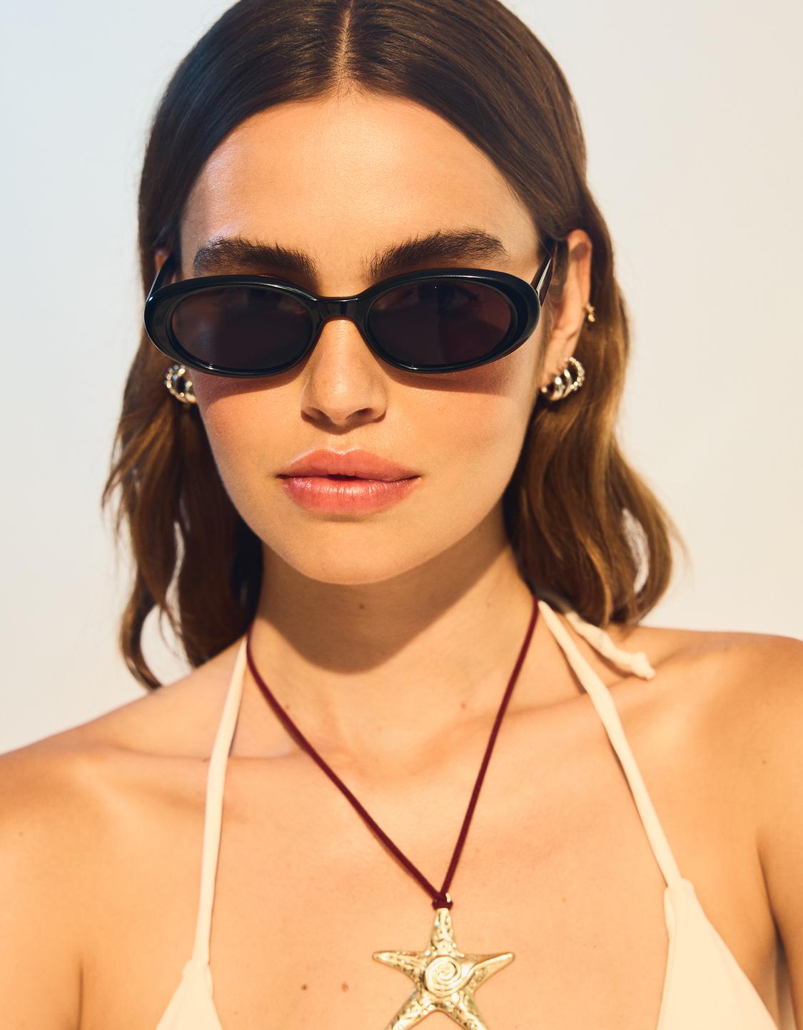 Gafas sol ovaladas pasta