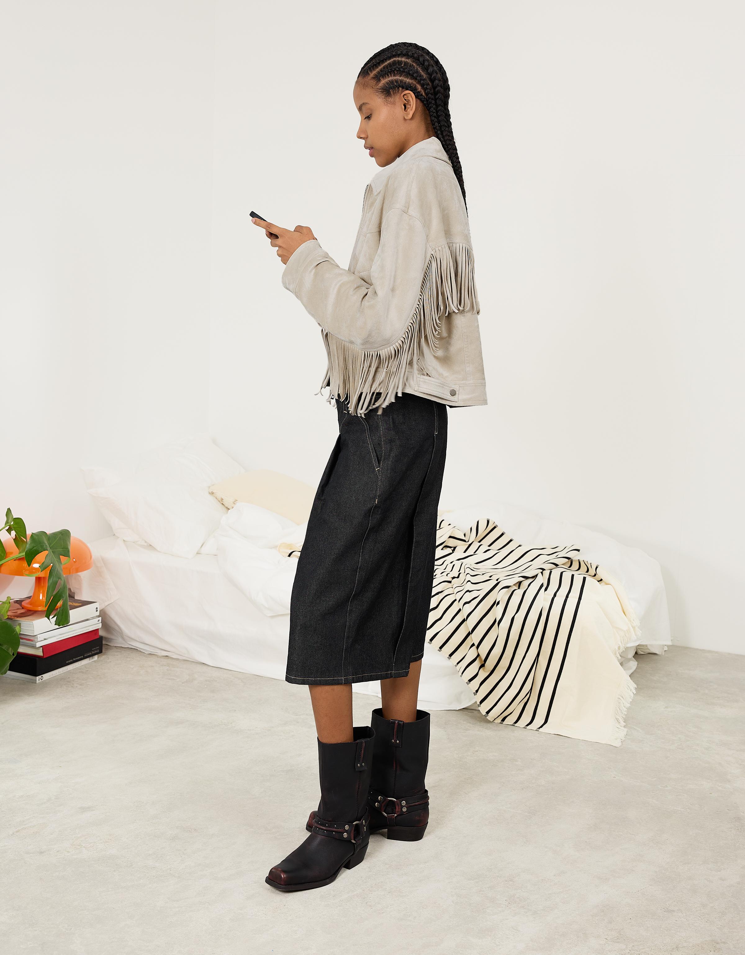 スペイン発☆Bershka♪フリンジ付きフェイクスエードジャケット スペイン発☆Bershka♪フェイクスエードジャケット (Bershka