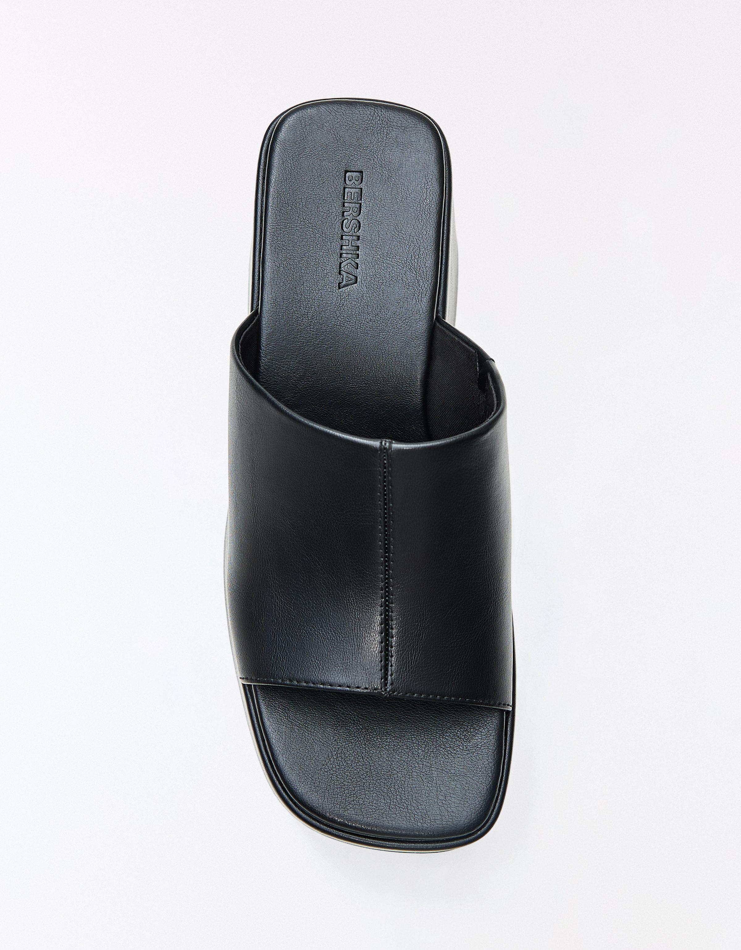 PLATFORM MULE SANDALS — BLACK