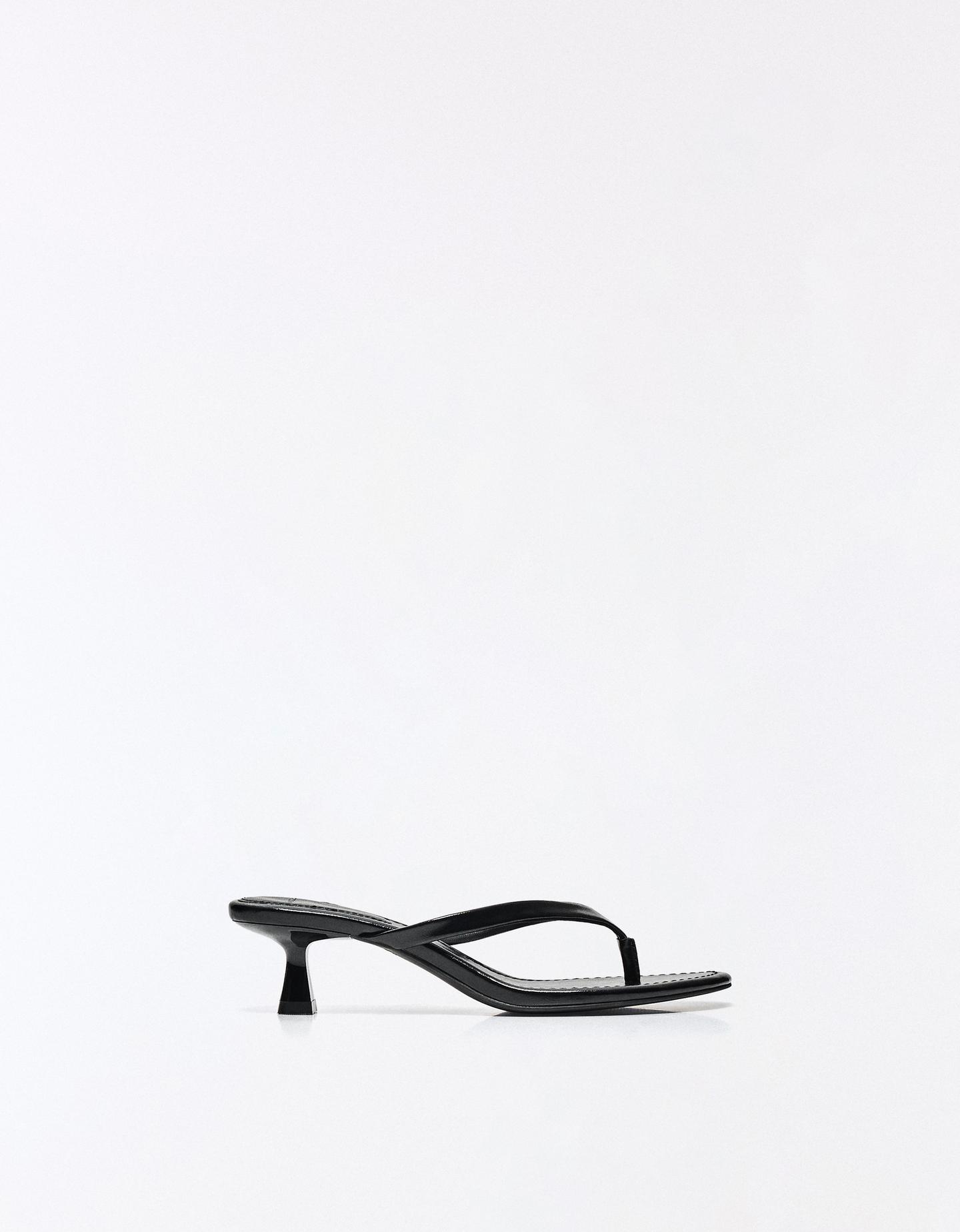 Bershka Sandalia Tacón Thong Mujer Negro