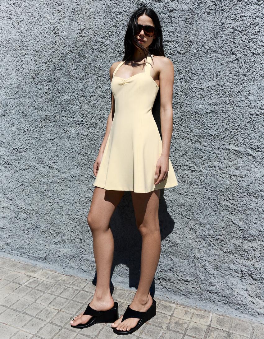 Halter Vestido Bershka Beige Bershka Vestido Canale Bershka Dress Vestido Verde Flores Halter Vestido Bershka Beige Bershka Vestido Canale Bershka Dress Vestido Verde Flores
