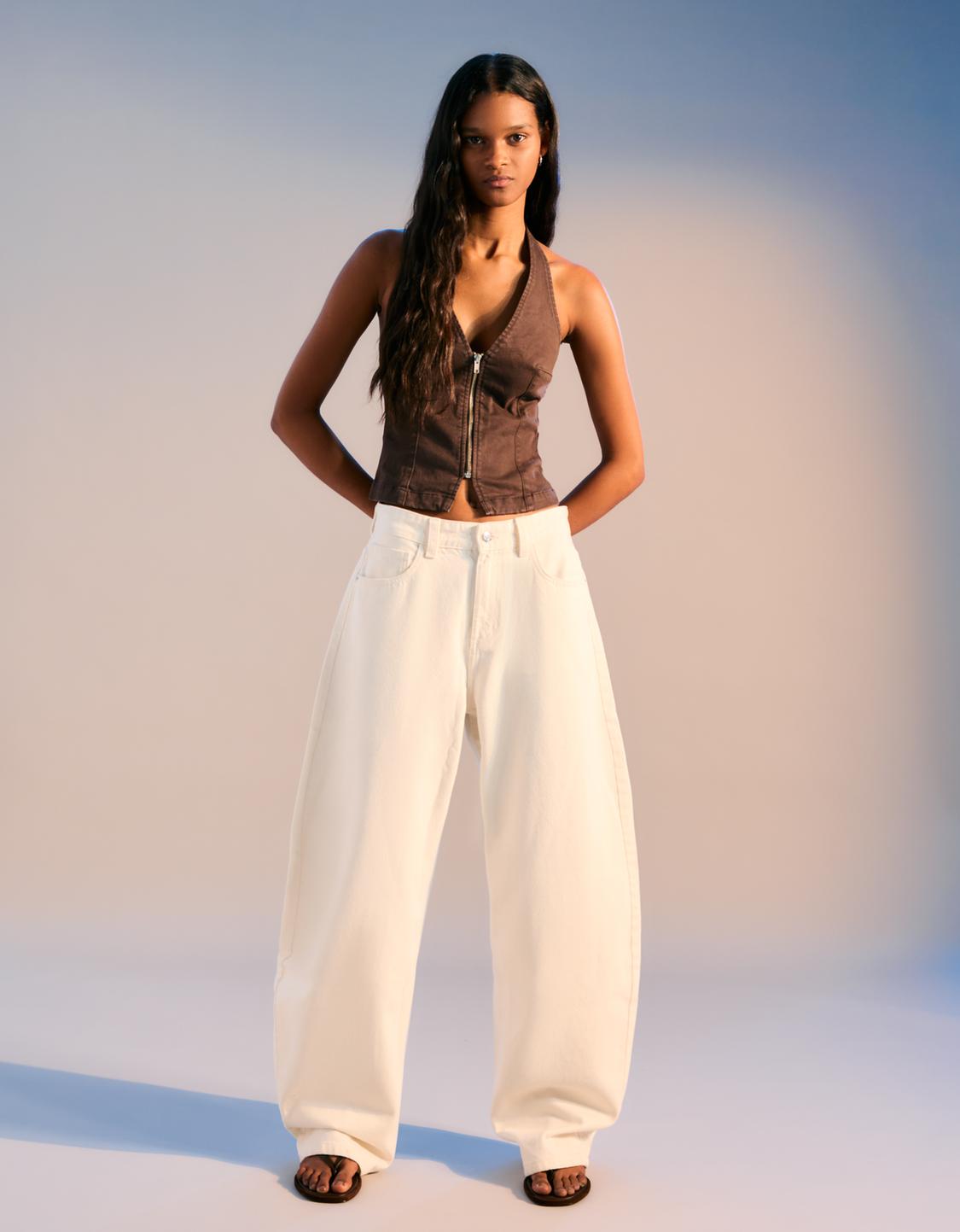 Wide-leg barrel jeans