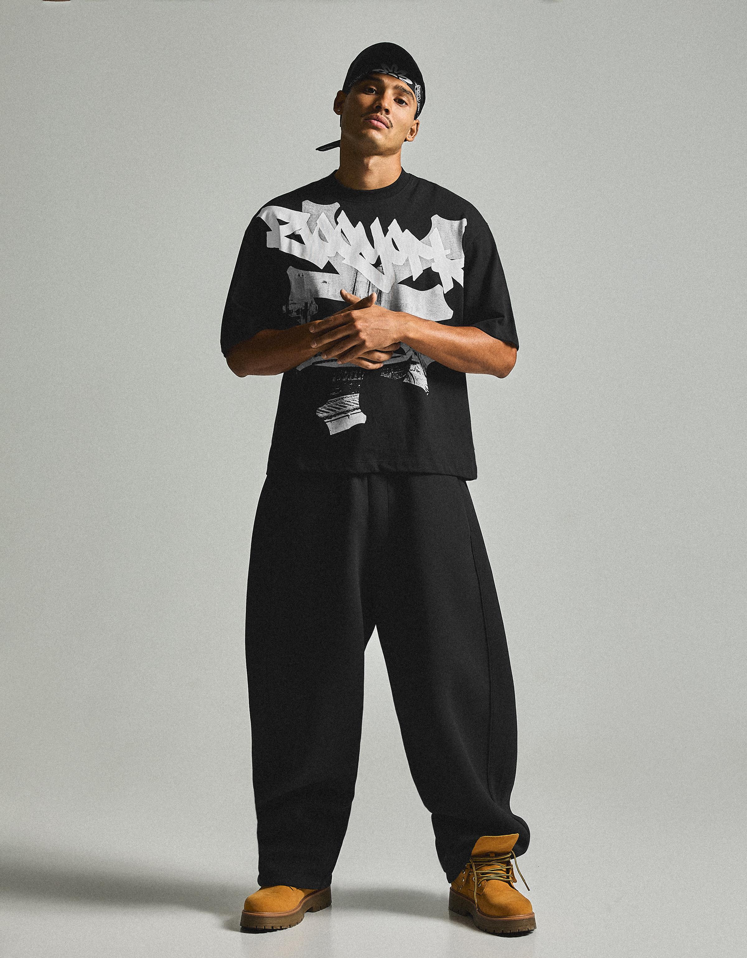 Short sleeve boxy ZOO YORK X BERSHKA T-shirt — Black