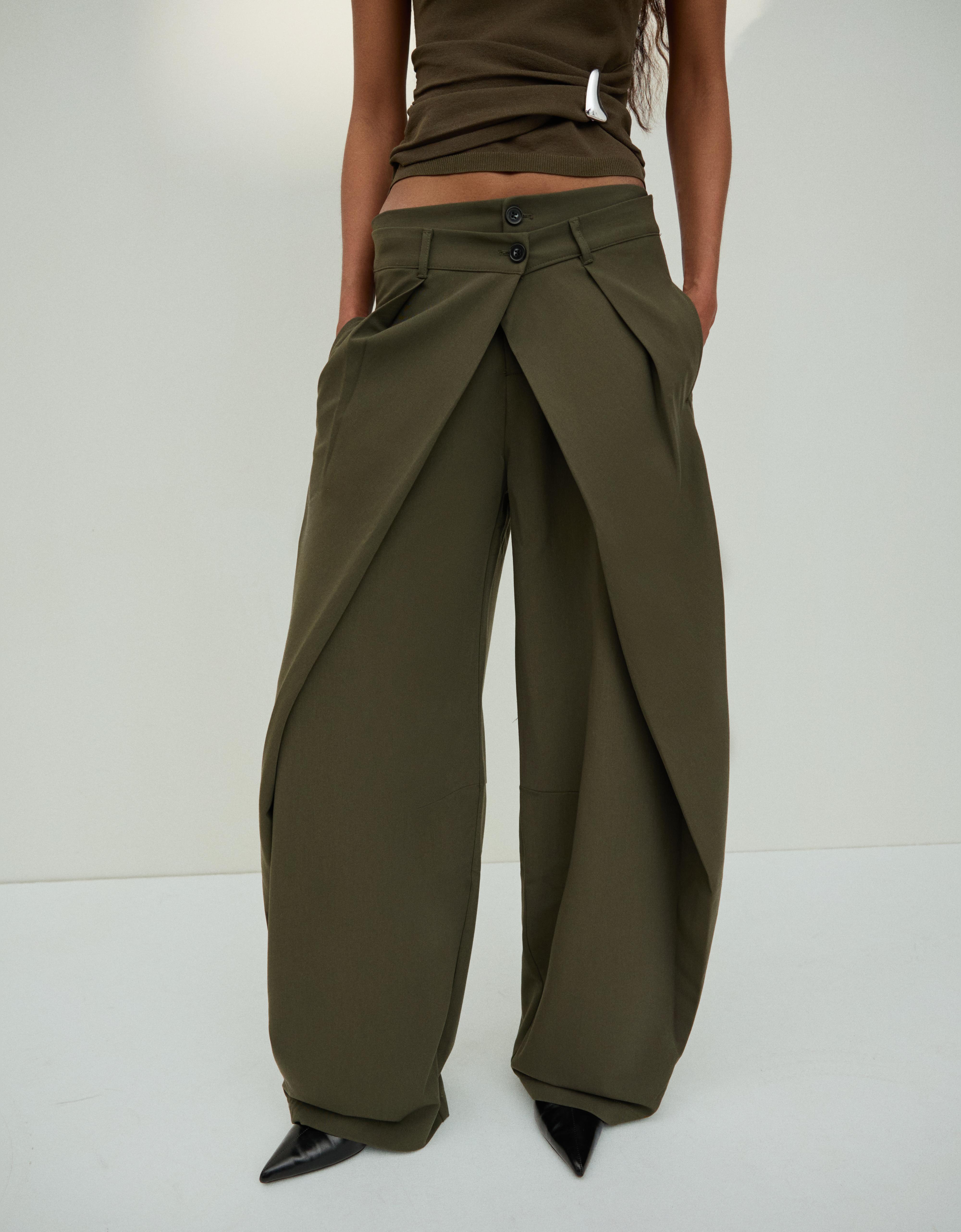 Çift düğmeli, pilili pantolon - Görsel 81