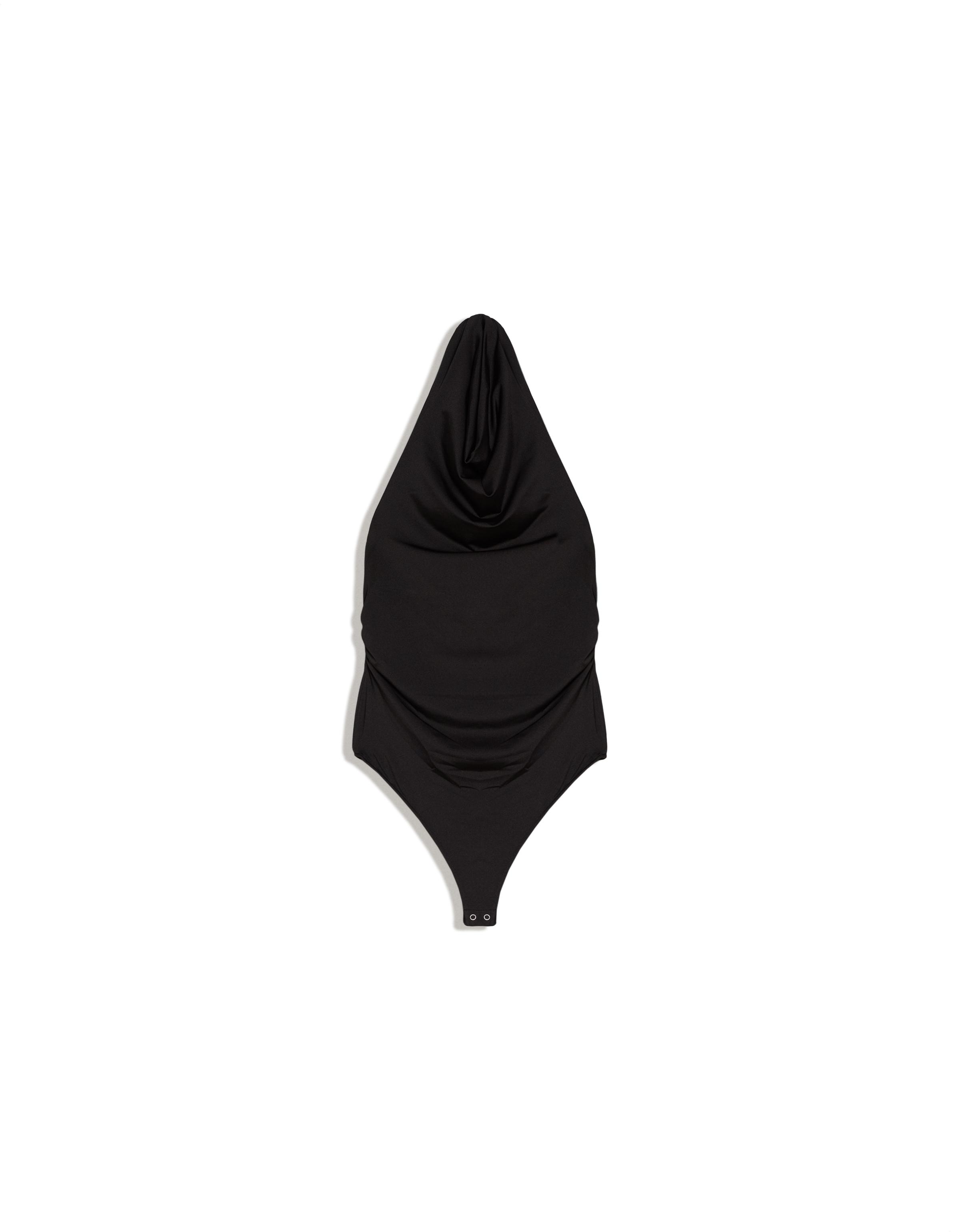 Halter body