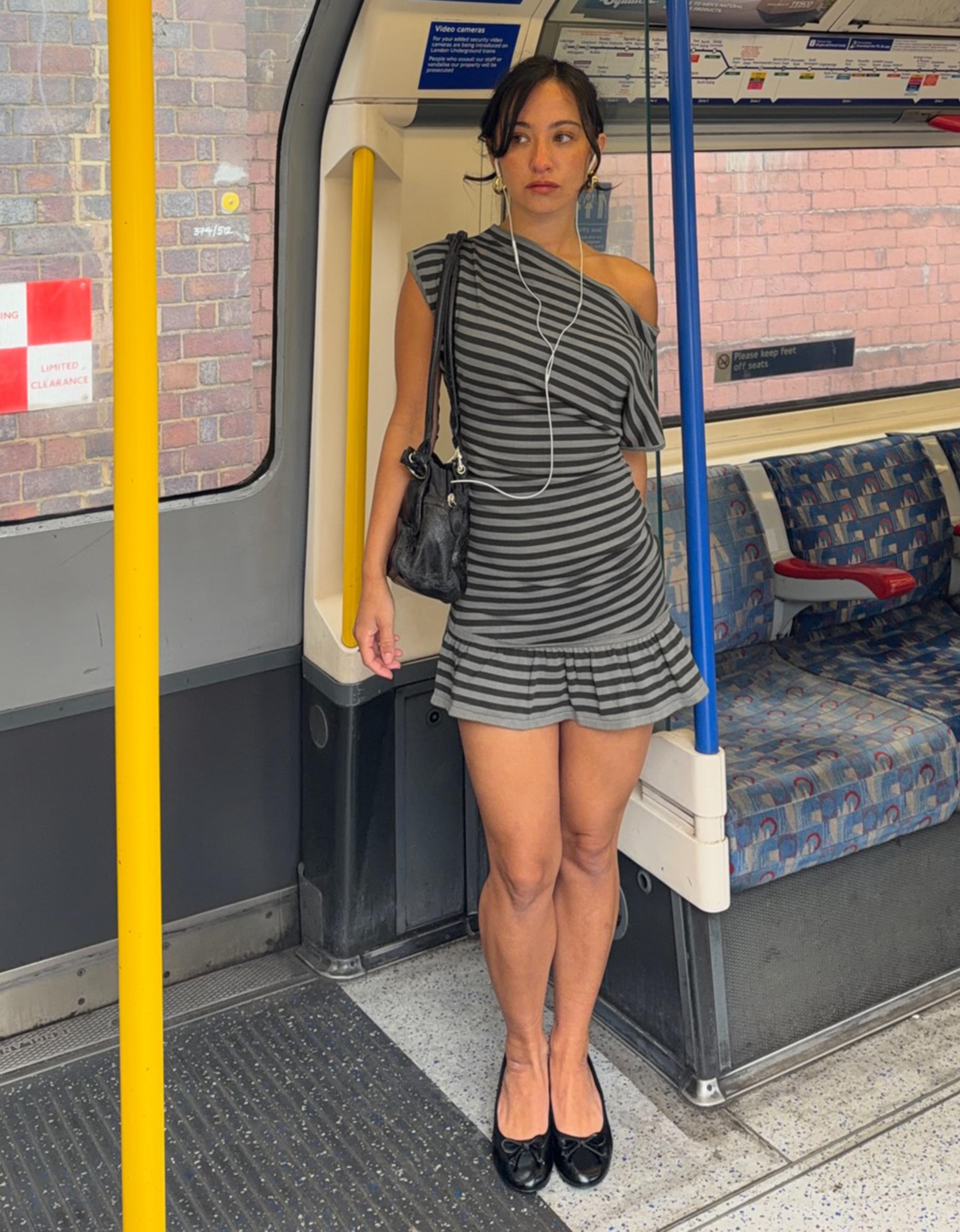 Geniş yaka mini elbise - Görsel 26