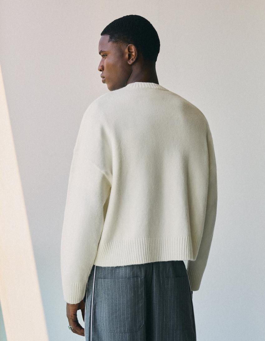 Boxy round neck jumper-White