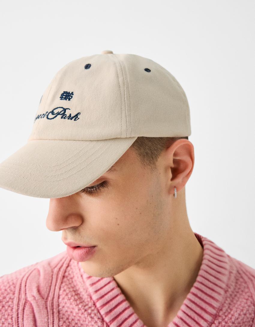 كاب مطرز-كريمي-3