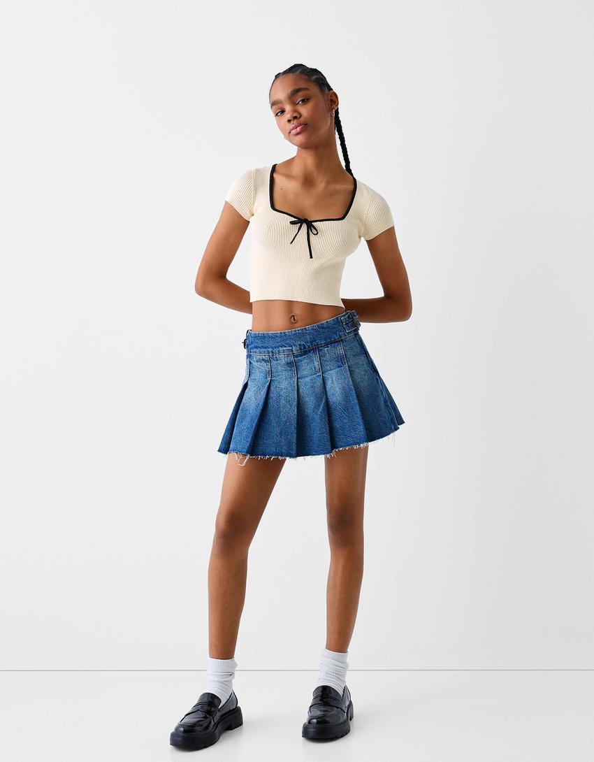 Short sleeve sweater with contrast bow-Cream-3