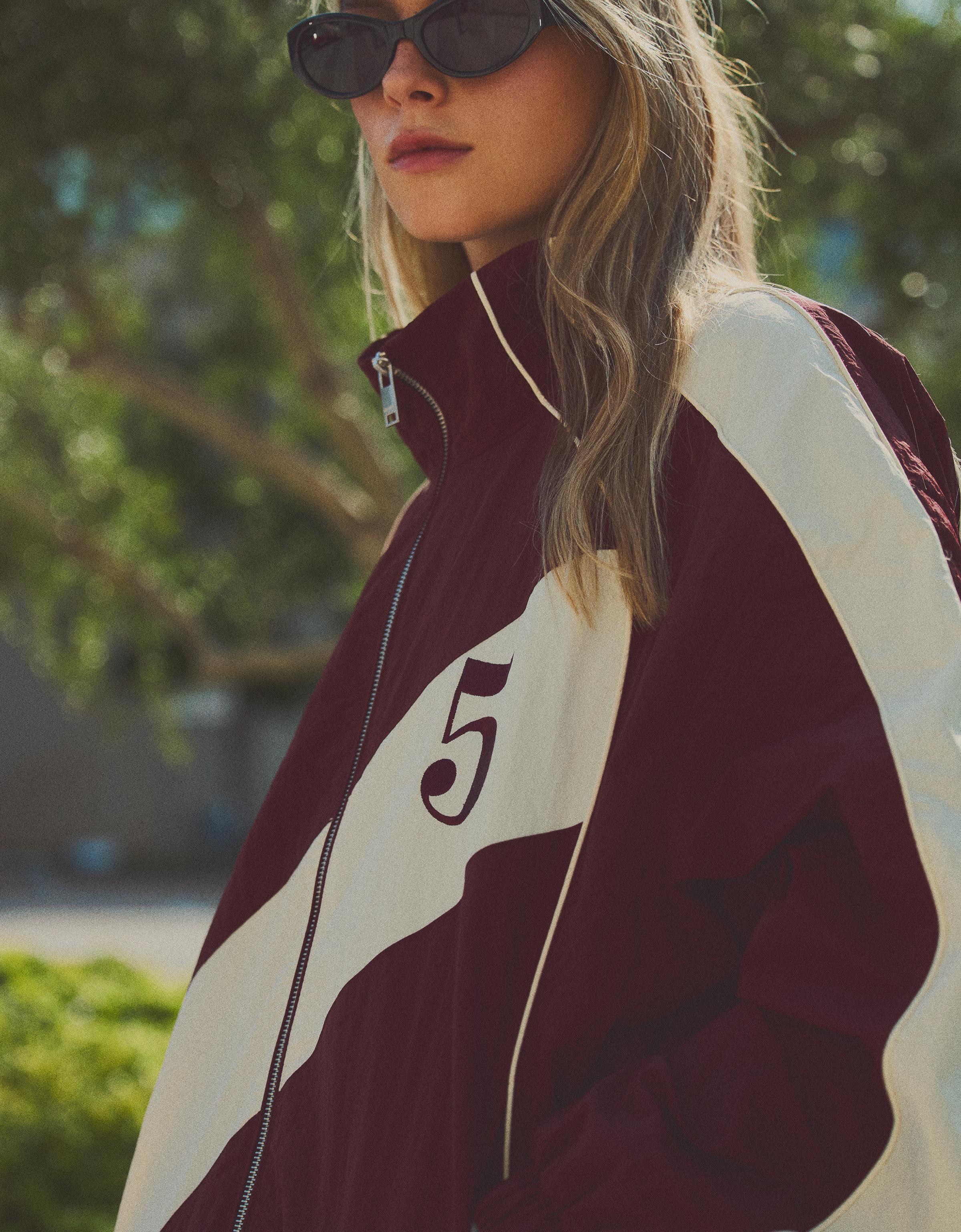 Bershka Sportjacke Damen M Rot