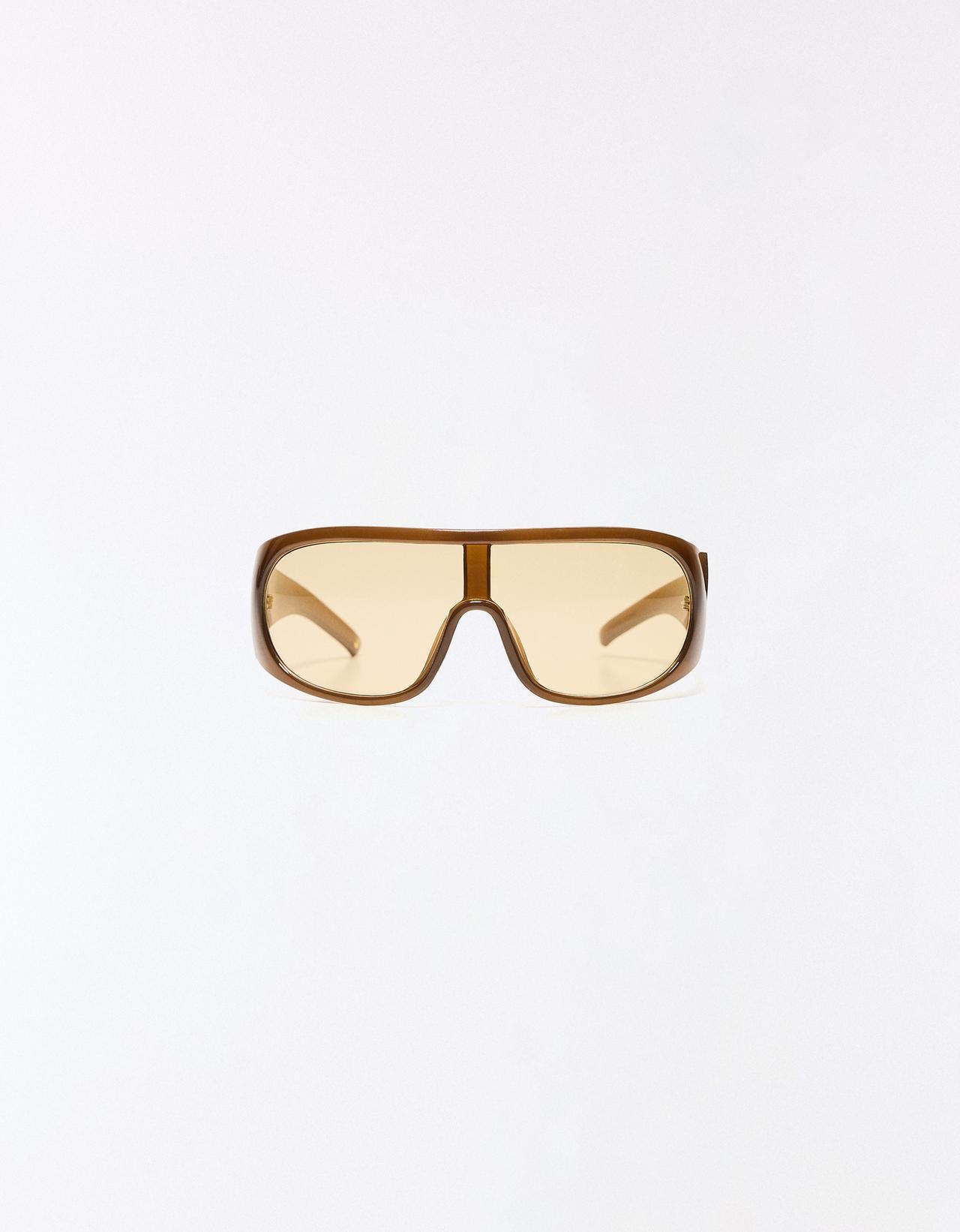 Plastic sunglasses — Brown