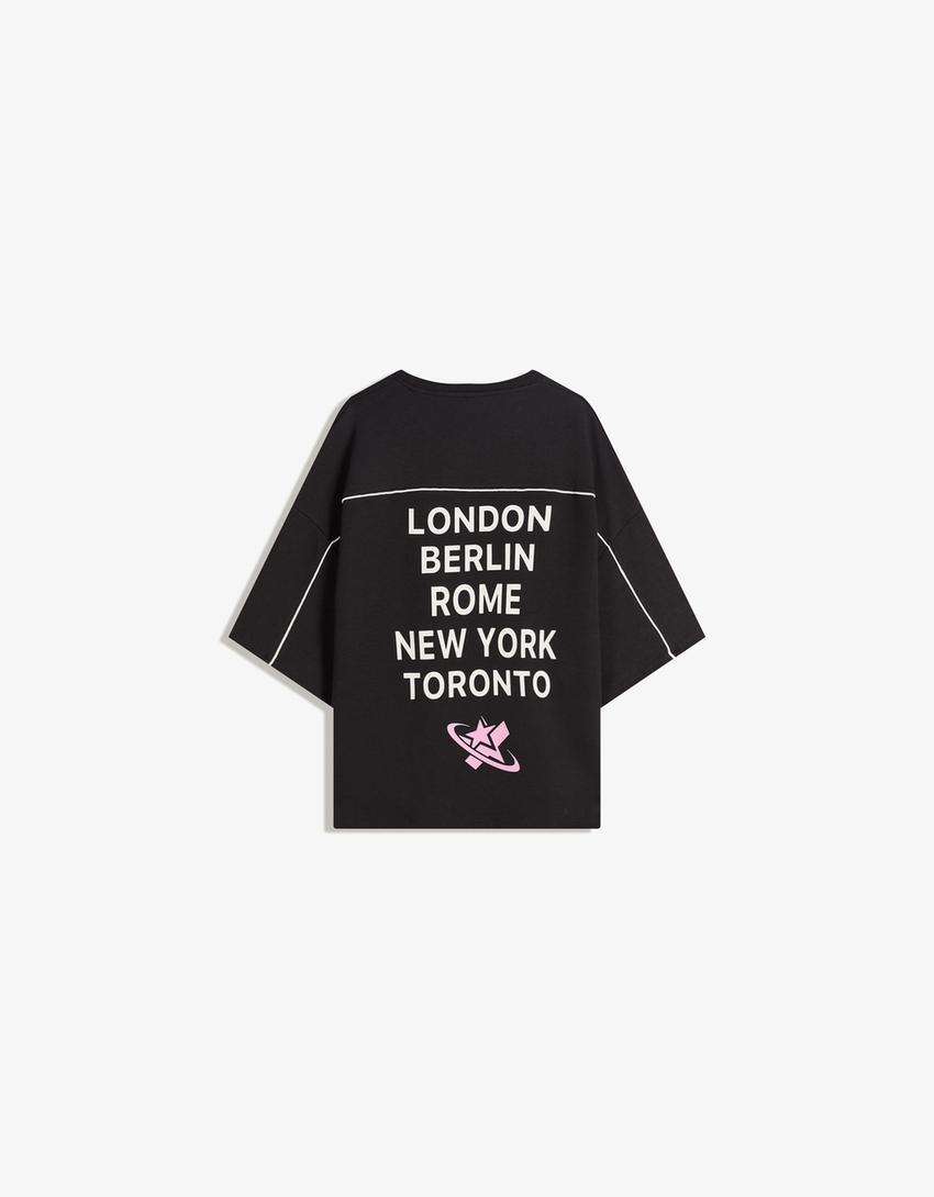 T-Shirt mit Print und kurzen Ärmeln-Schwarz