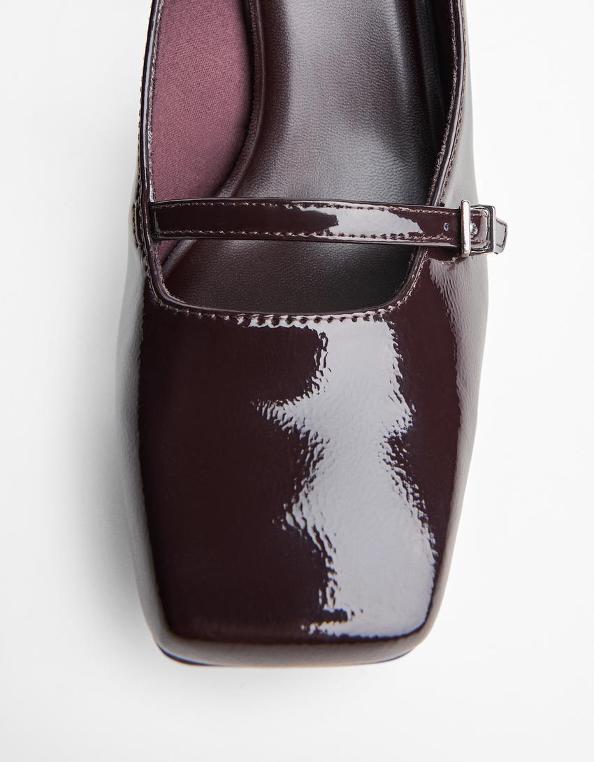 Mary Janes uden hælkappe med slingback-Granatrød