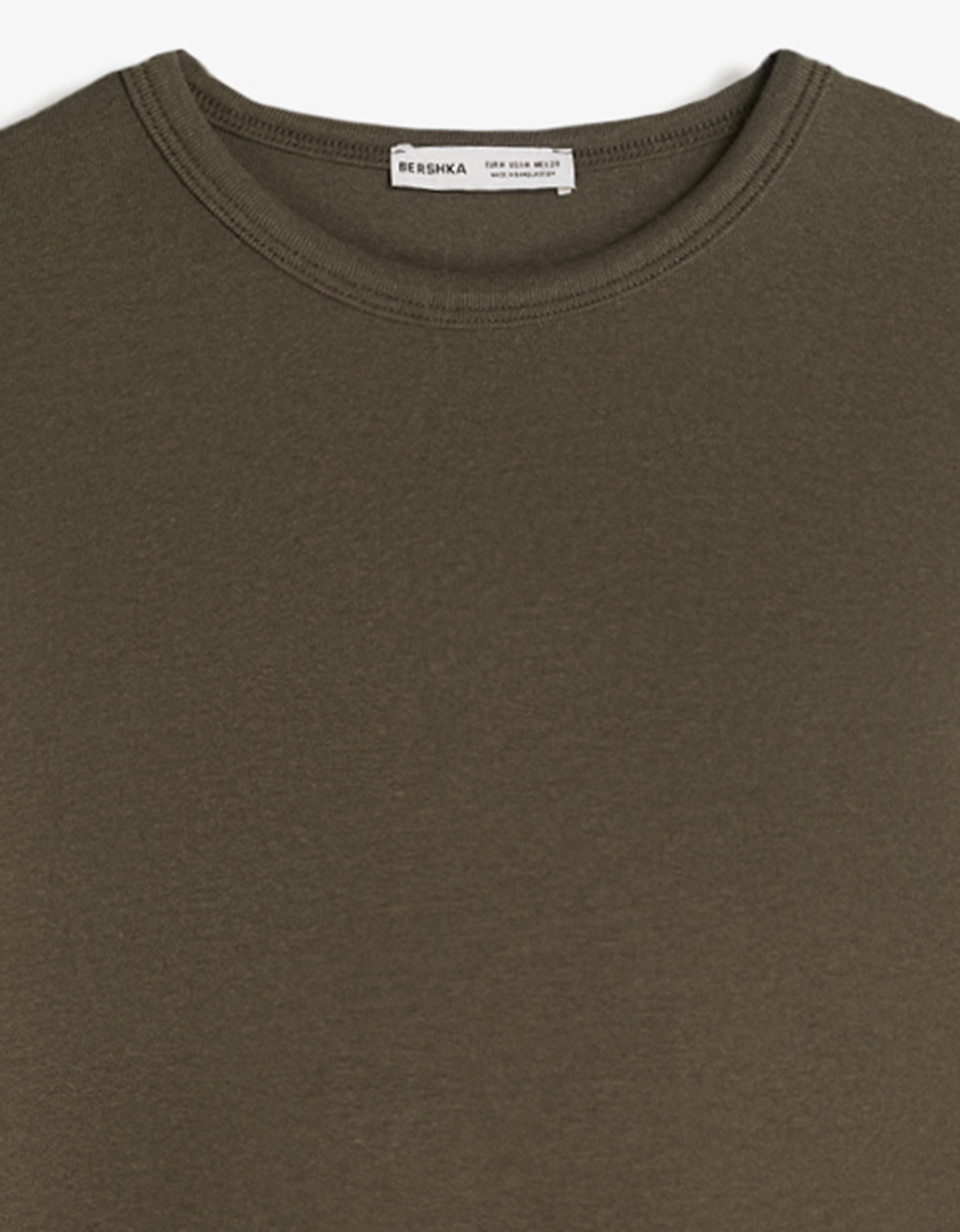 Uzun kollu tişört - Görsel 381