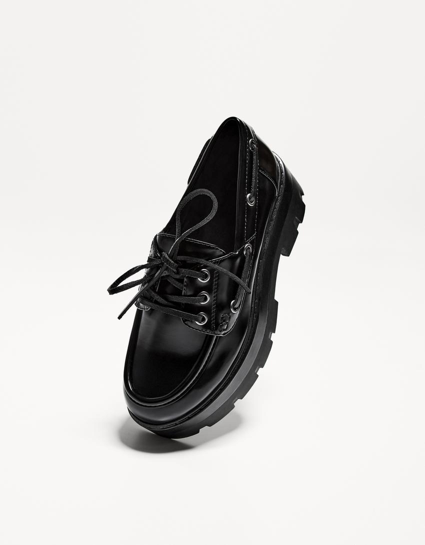 Sepatu dek sol tebal-HITAM