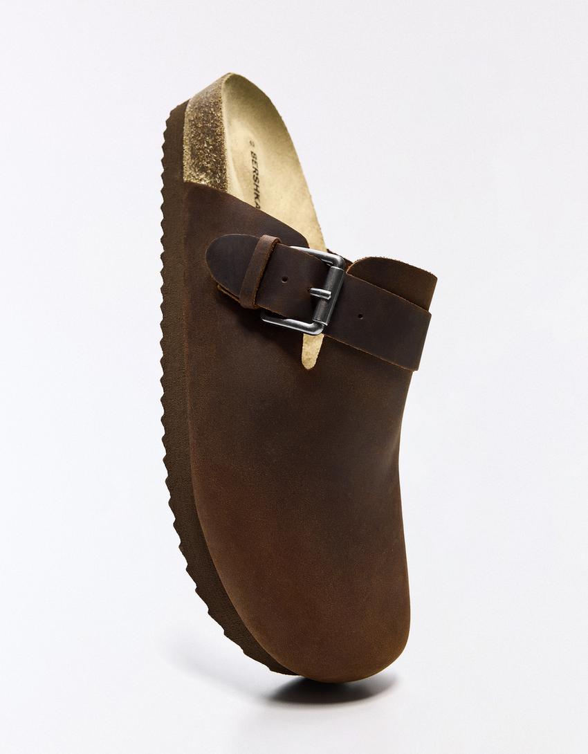 Sabots à boucle-Marron
