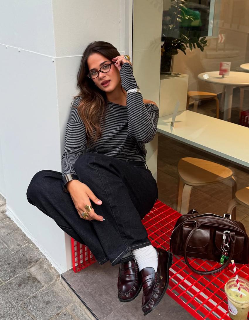 Wide-leg barrel jeans-Black