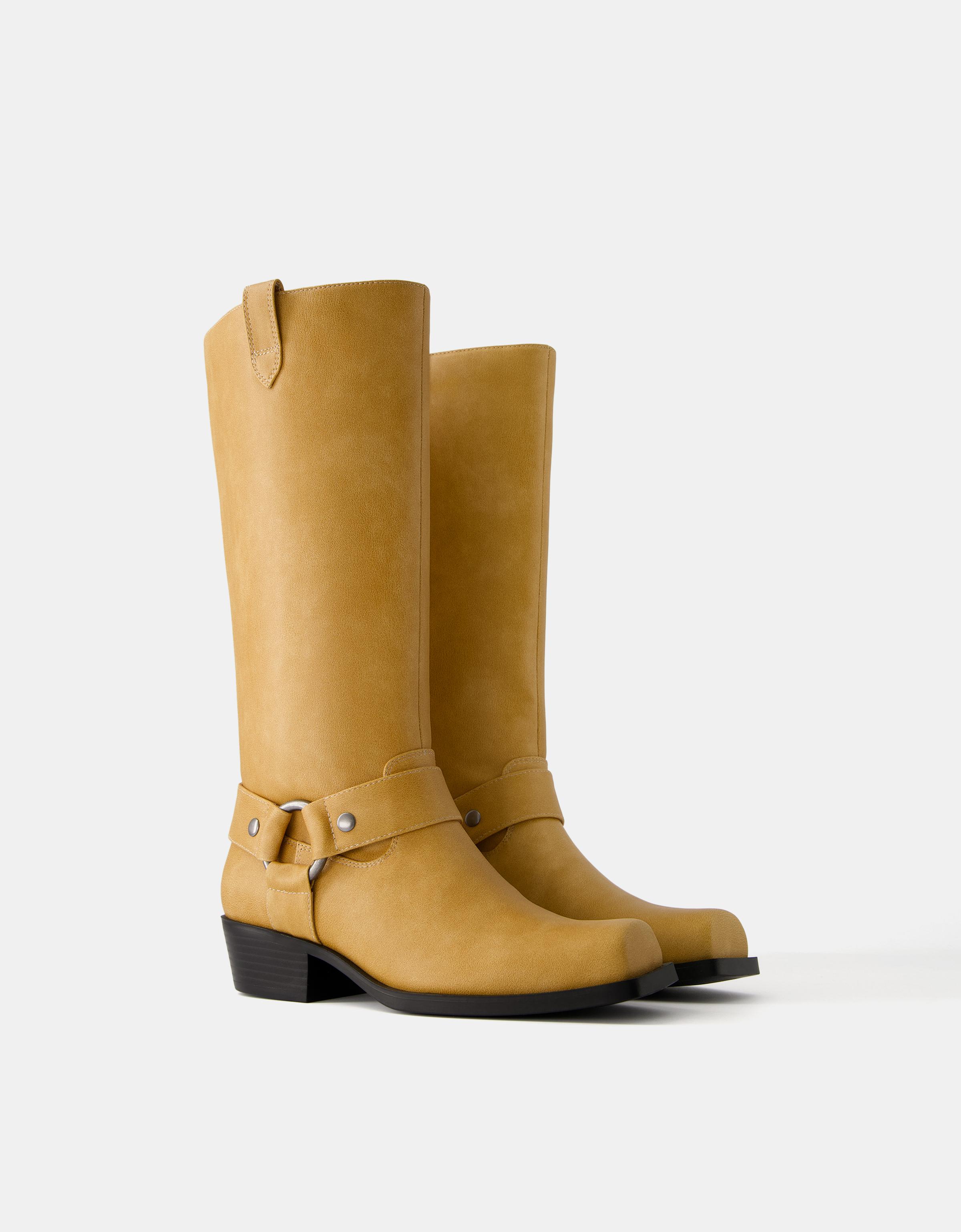 Bershka Stiefel Im Bikerlook Mit Kastenförmiger Zehenpartie Damen 39 Camel