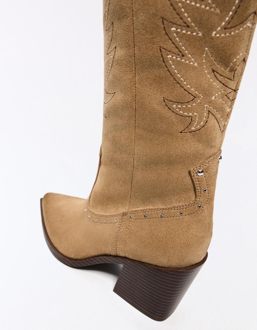Studded cowboy heel boots-BEIGE