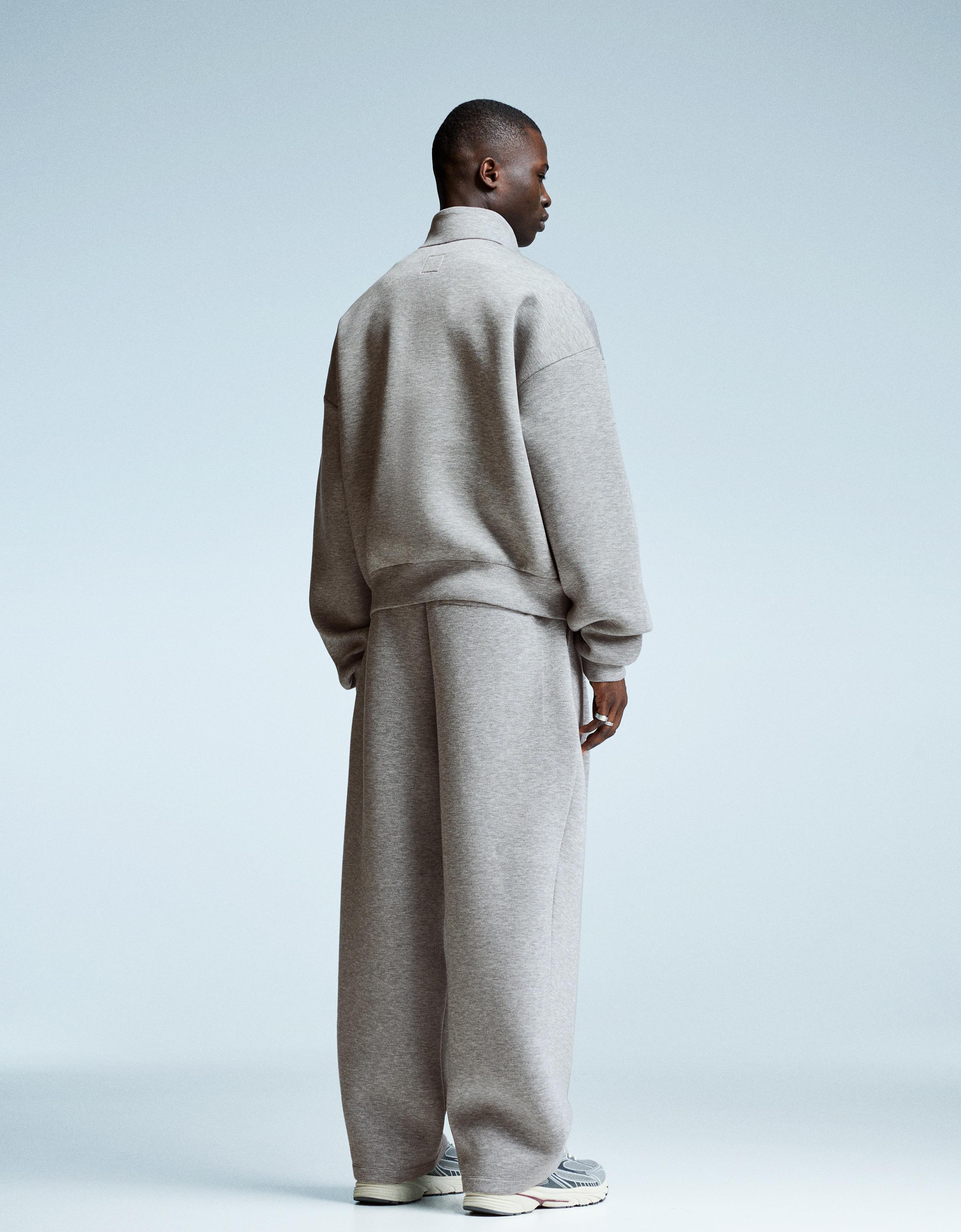 Zip sweatshirt - Sweatshirts and hoodies - Men | Bershka