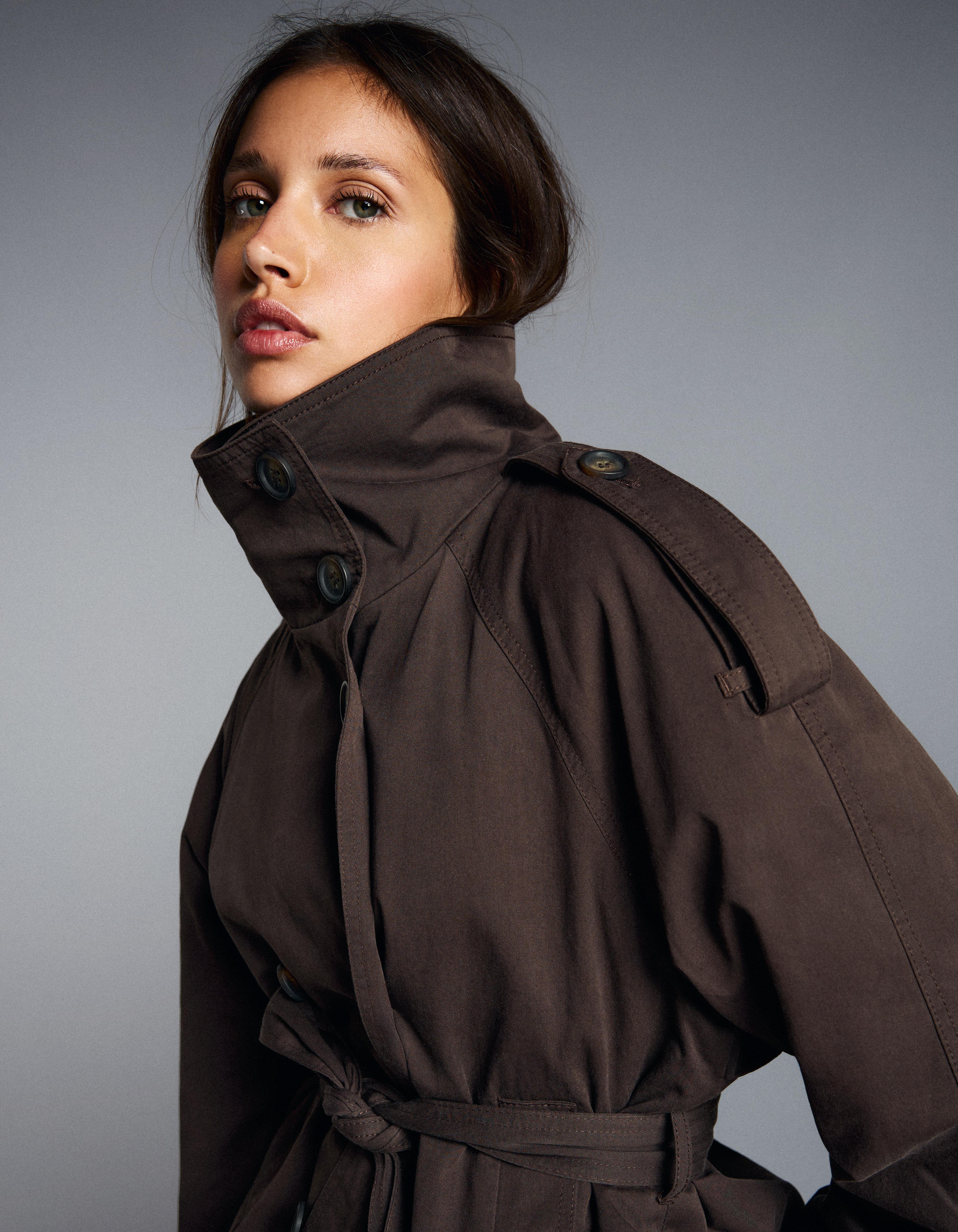 Funnel neck trench jacket - Jackets and trench - Women | Bershka