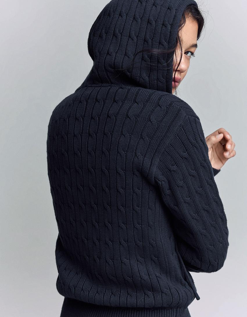 Cable knit zip-up cardigan-Navy