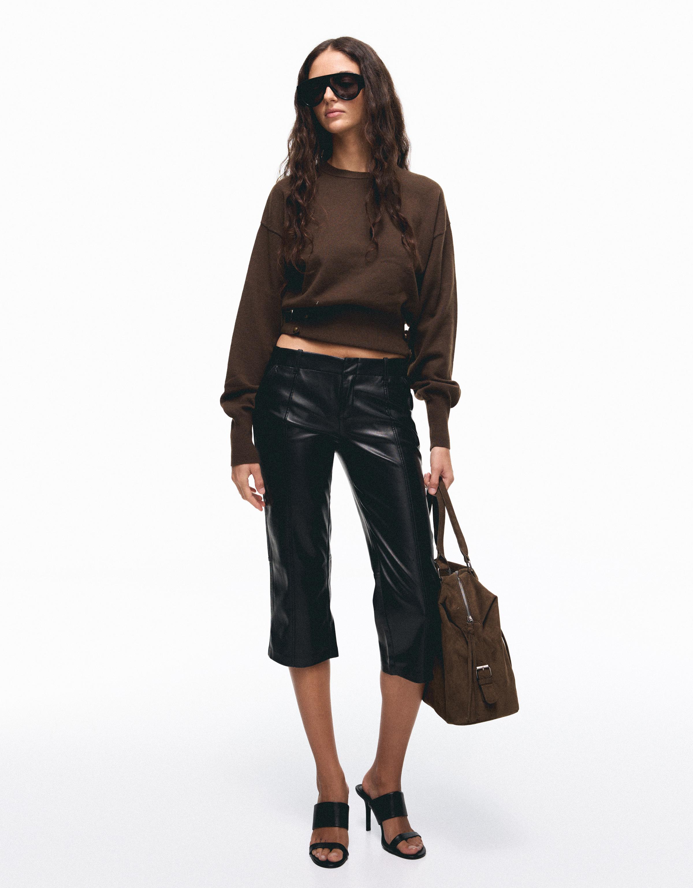 Bershka Suni deri kapri pantolon görsel 5