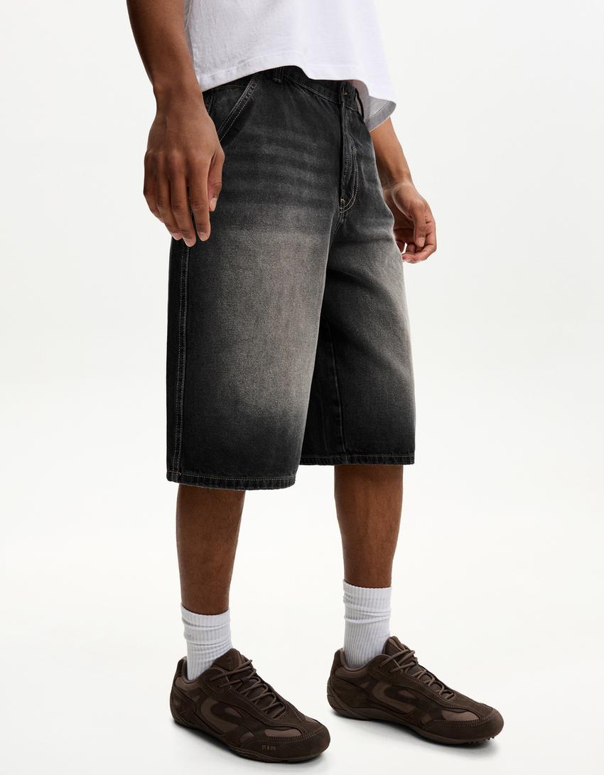 Bermudashorts i denim med skaterstil-Sort-2