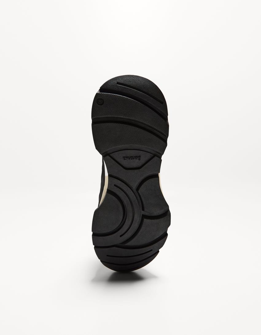 Sneakers contrastantes semelle crantée-Noir